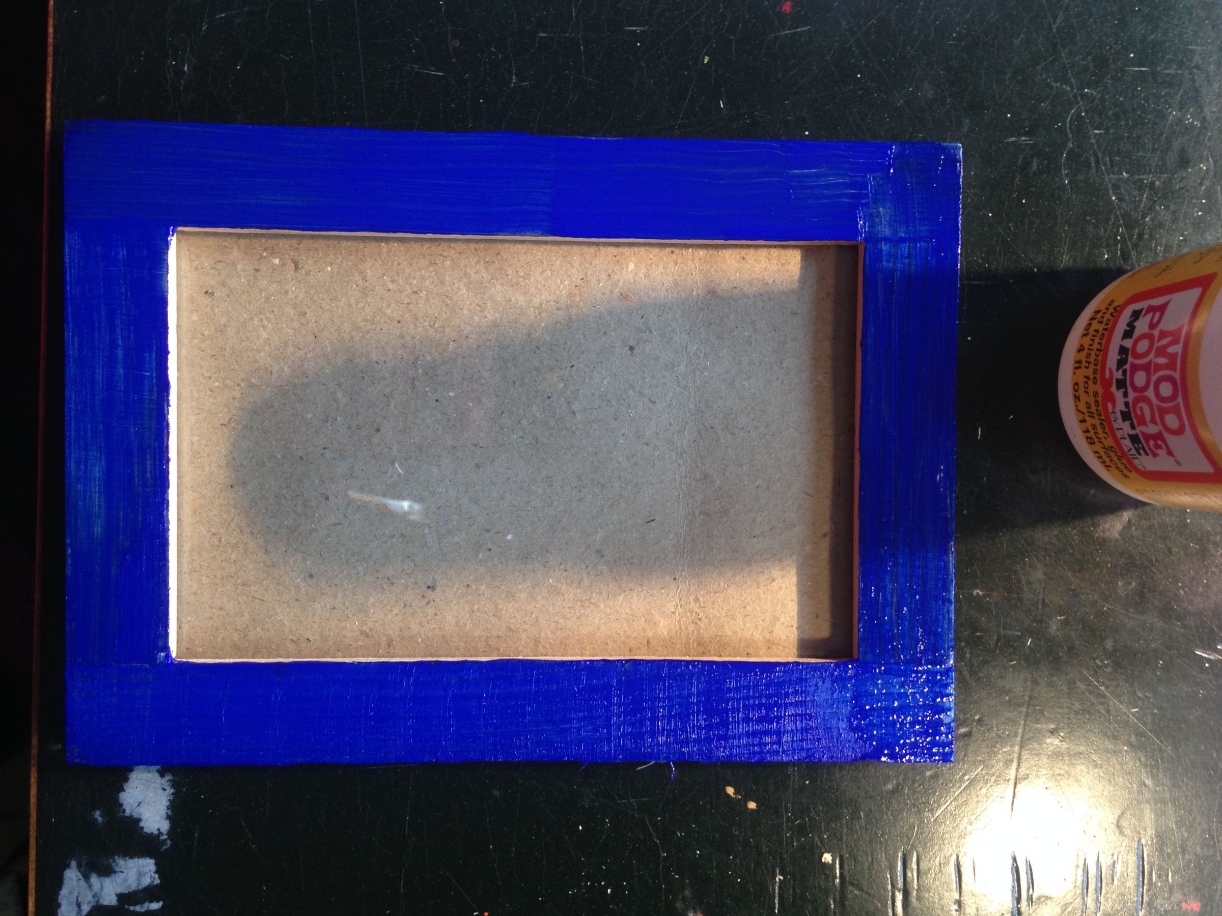 Adding Personal Touch to a Frame Using Magazines 6 Steps (with