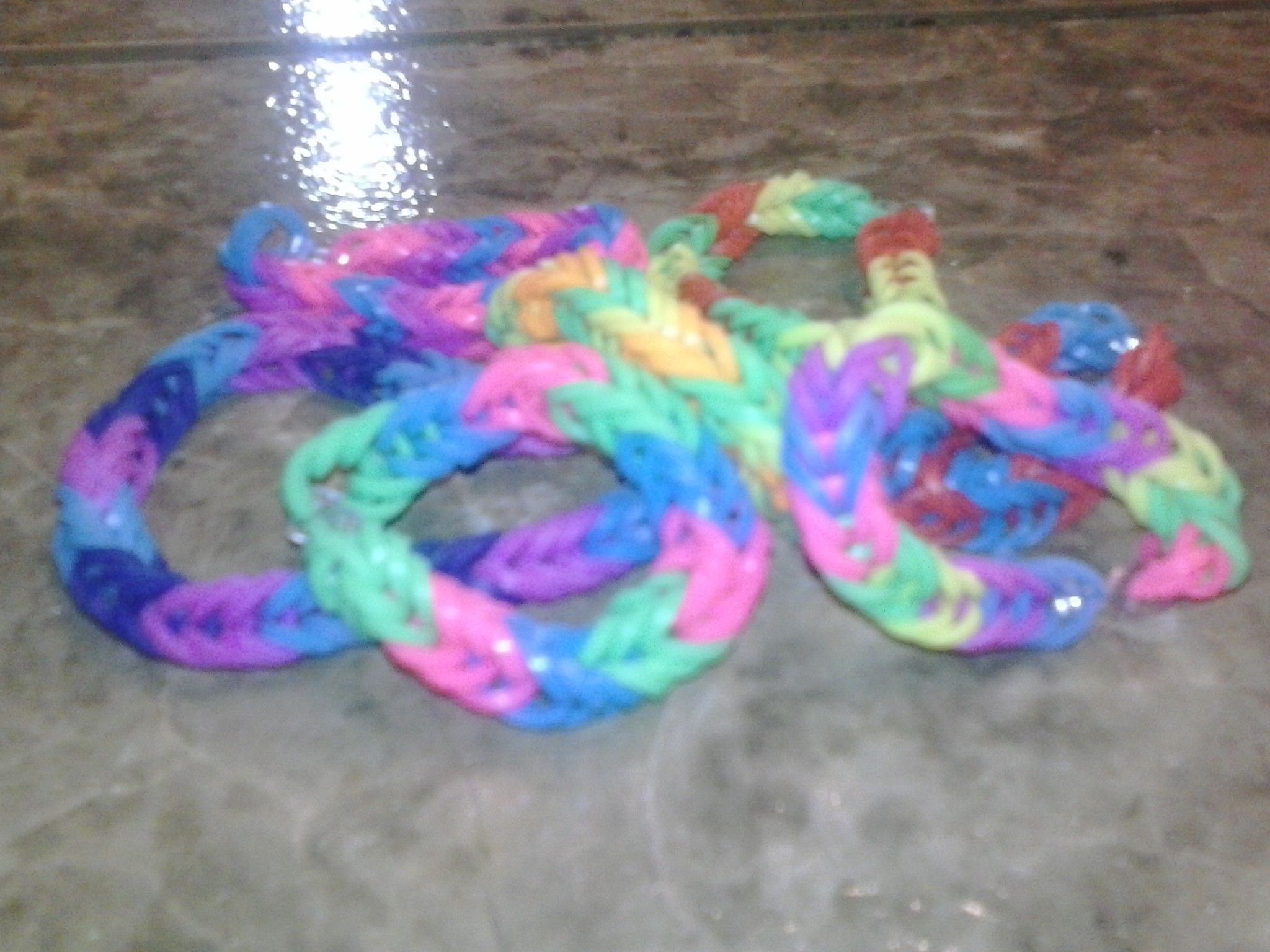 *Fish Tail Rubber band Bracelet!!!*