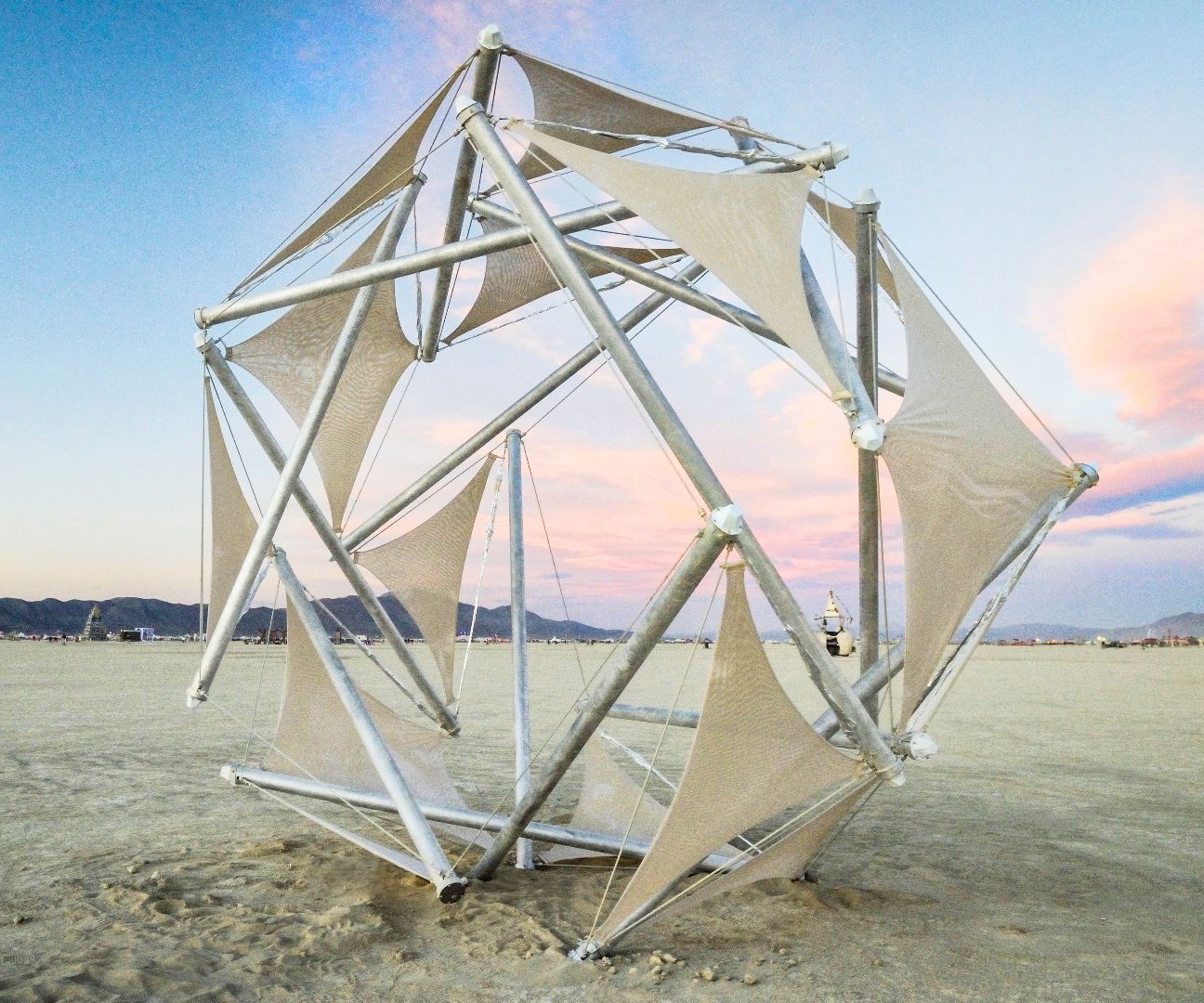Tensegrity Goes Big for Burning Man 