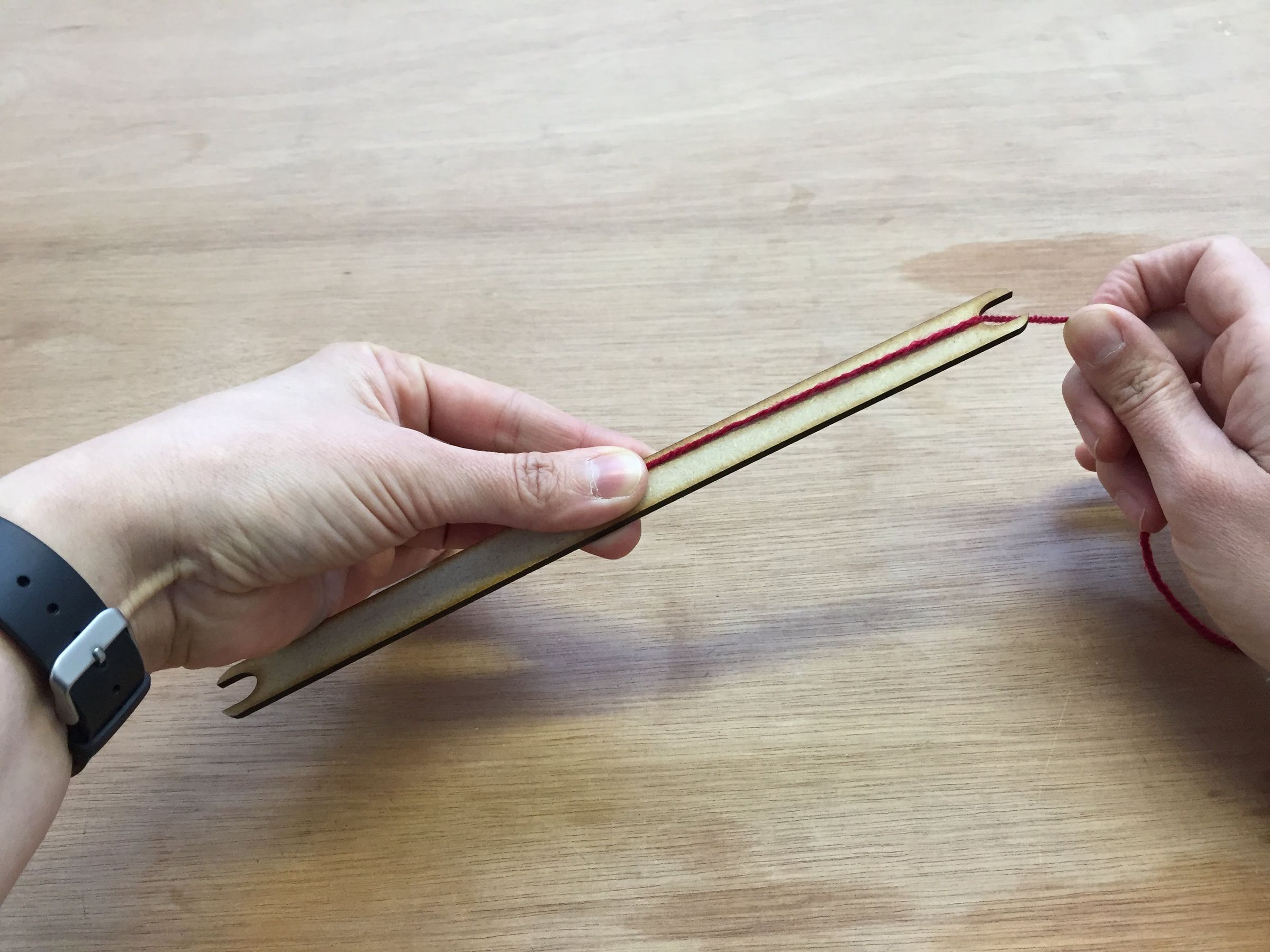 DIY Laser Cut Rigid Heddle Loom Part 2 Weaving With the Rigid Heddle
