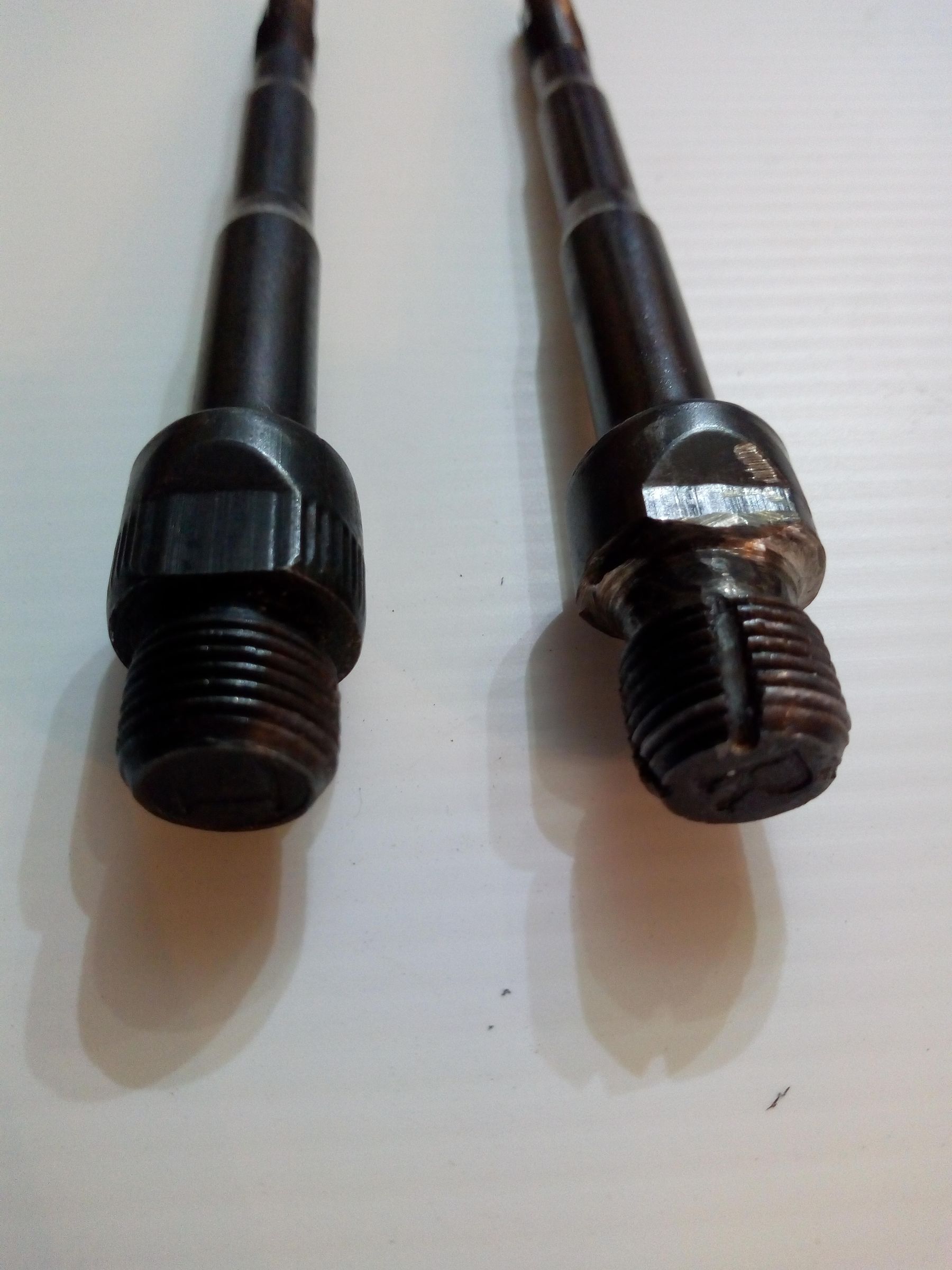 Unicycle Bicycle Cross Threaded Crank Thread Chaser 4 Steps