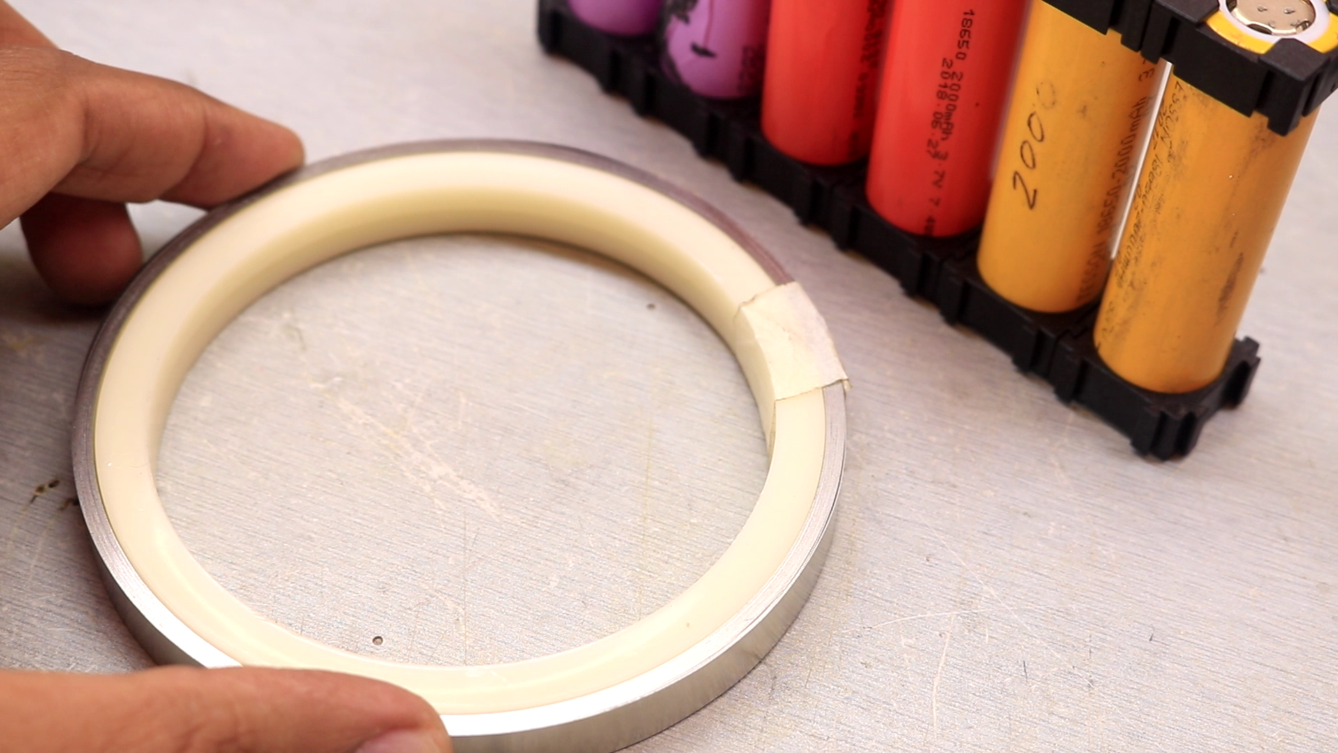 How to Make a 18650 Li-ion Battery Pack! : 7 Steps (with Pictures ...