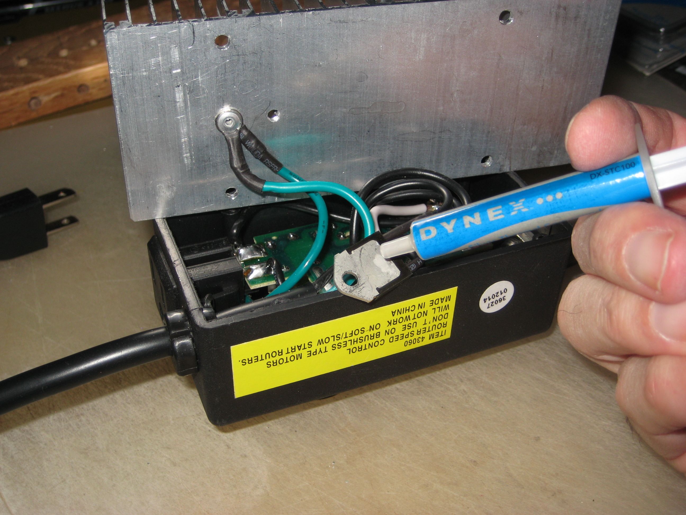 Harbor Freight Router Speed Control Mod (with Pictures) Instructables