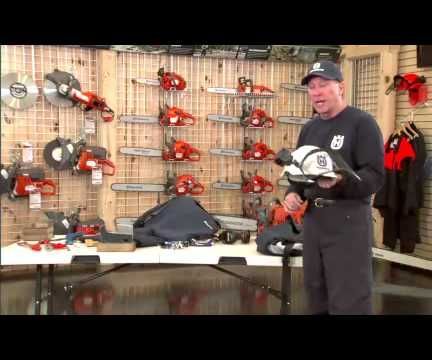 How to Use a Chainsaw: Safety Gear