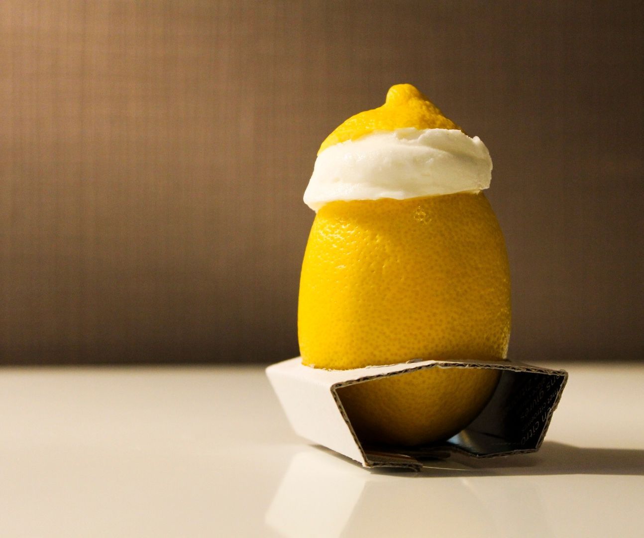 Frozen lemon holder 
