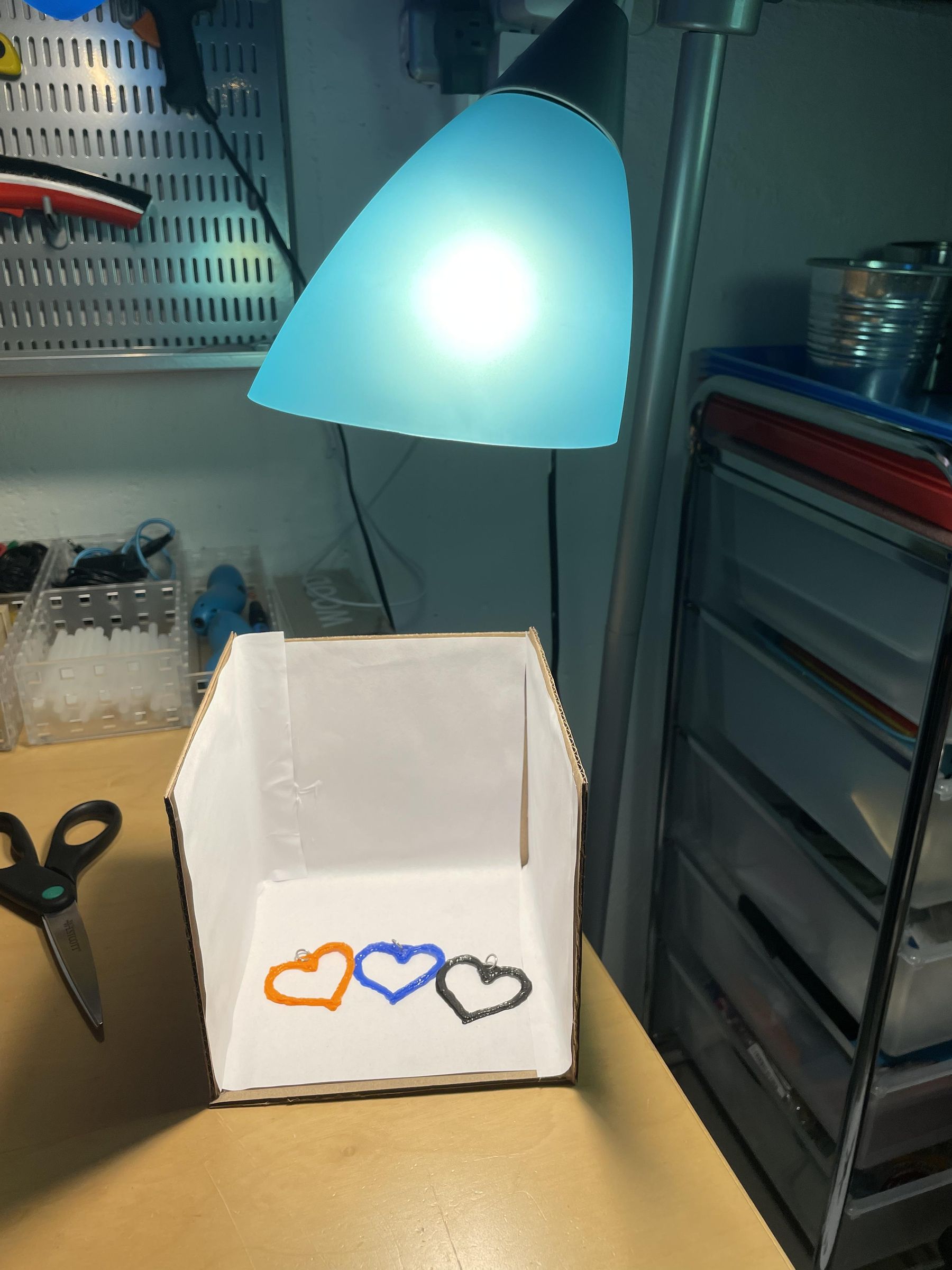 Easy DIY Lightbox! 6 Steps Instructables
