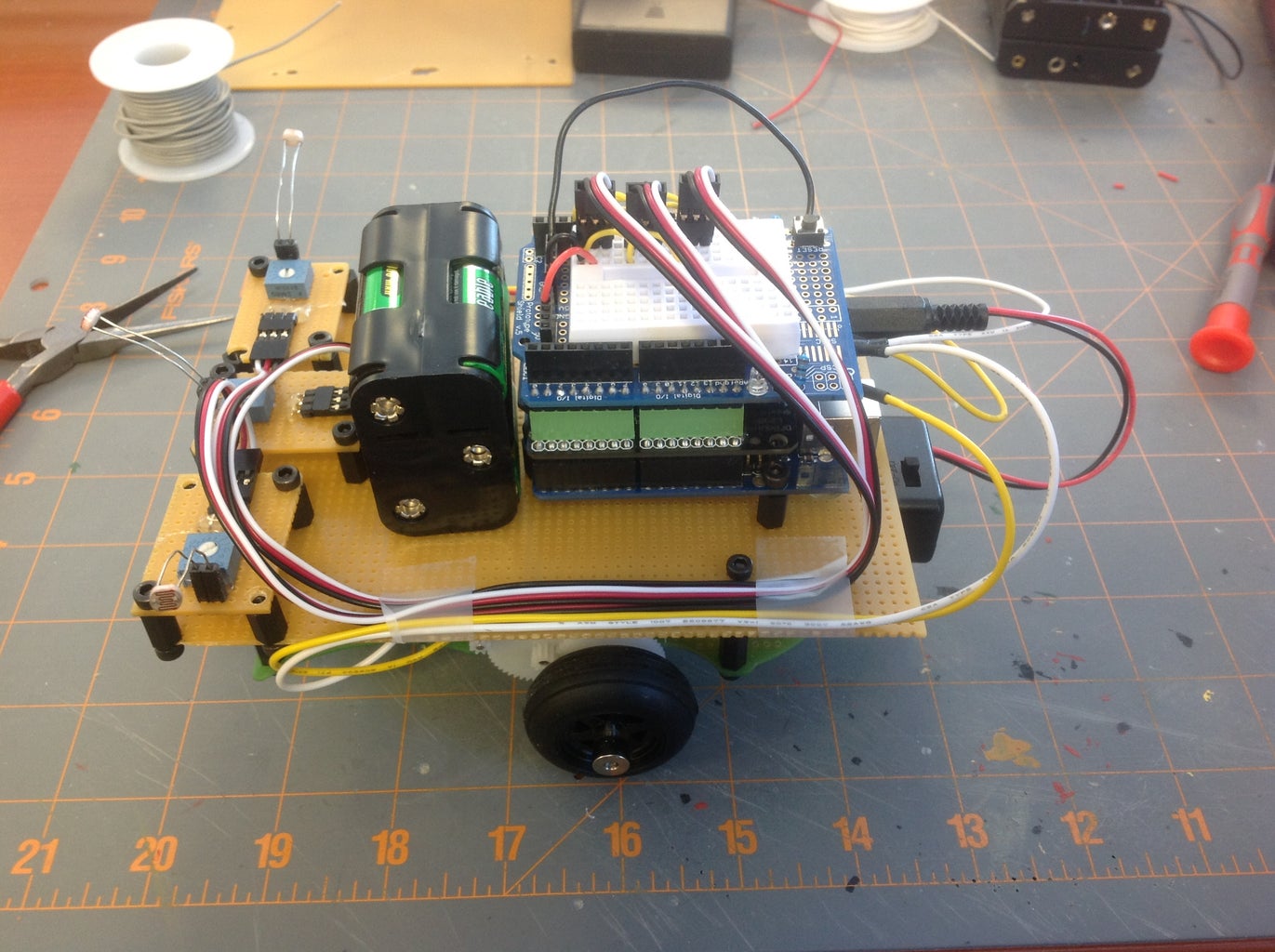 Arduino Light Following Robot : 6 Steps (with Pictures) - Instructables