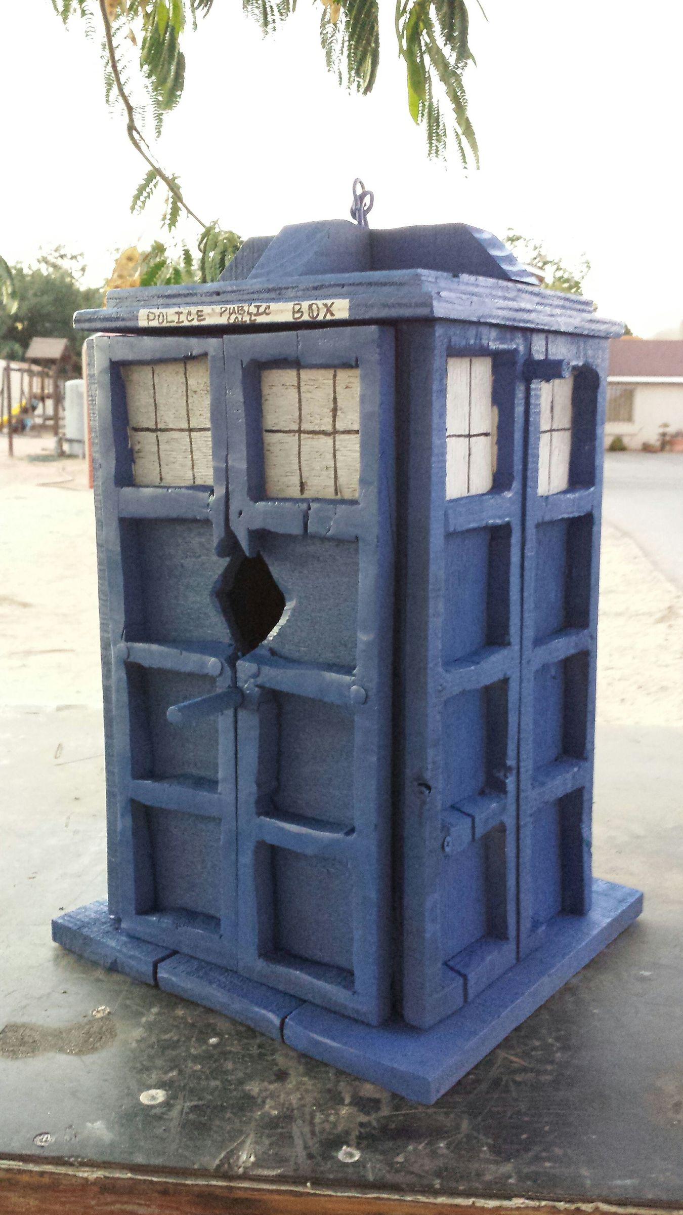 TARDIS Birdhouse