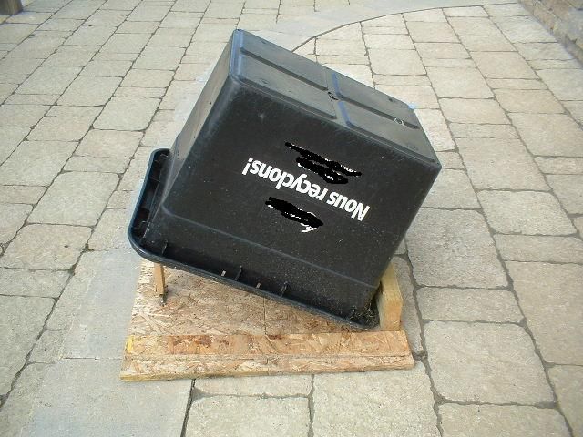 Turn Your Recycle Bin Into a Rabbit Trap