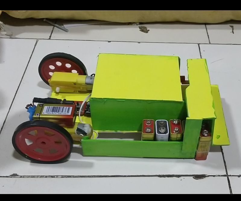 Domino Building Machine Using Witblox