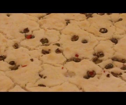 Gluten Free Olive Bread: Cheap Enough for the Whole Family