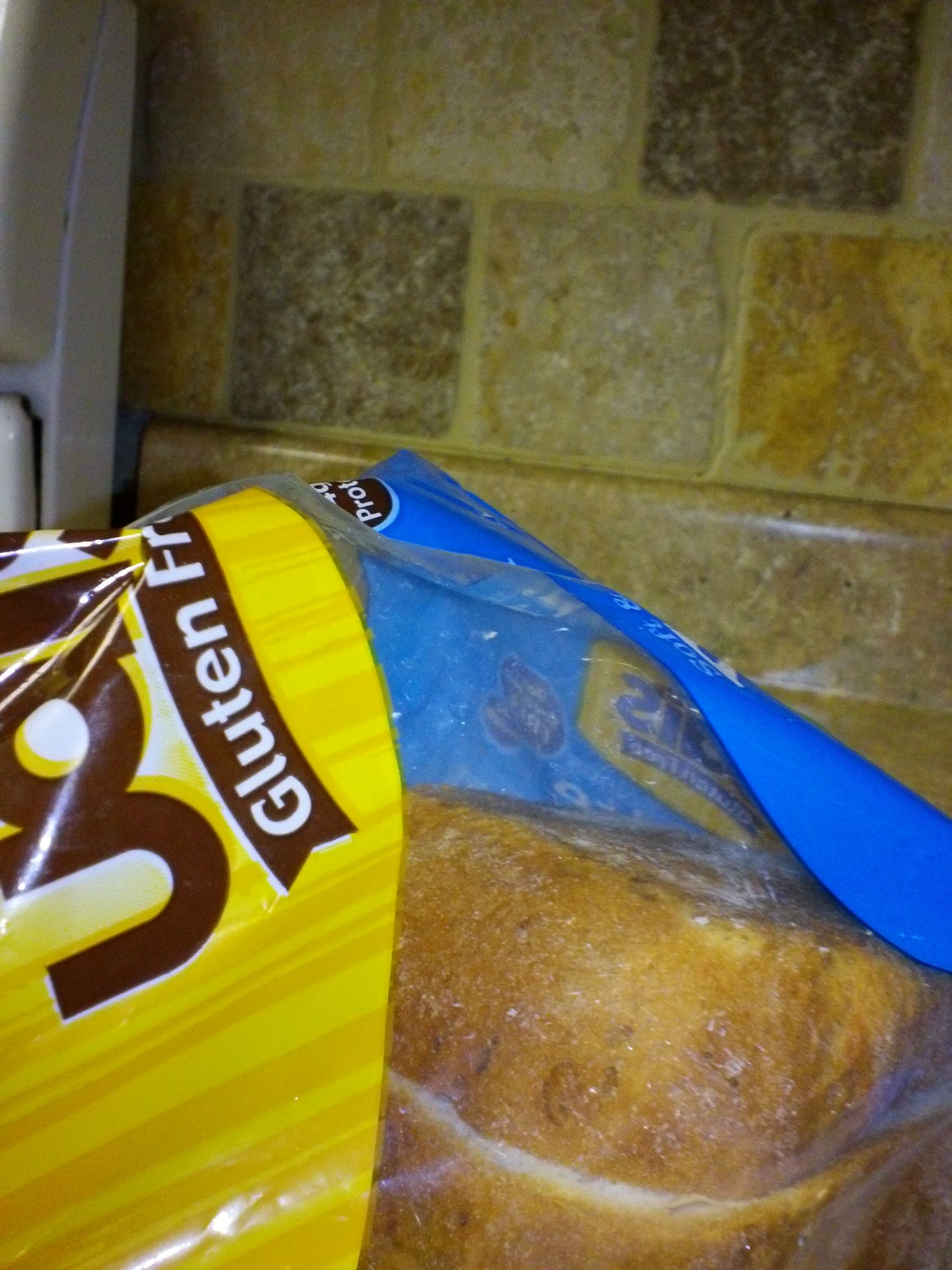 Unstick Frozen Bread Slices