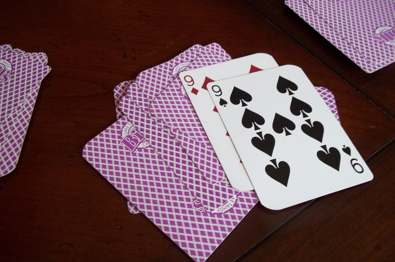 How to Play BS a Game of Bluffing 8 Steps (with Pictures