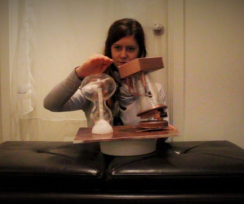 Motion Reactive Shake-the-Maze Game