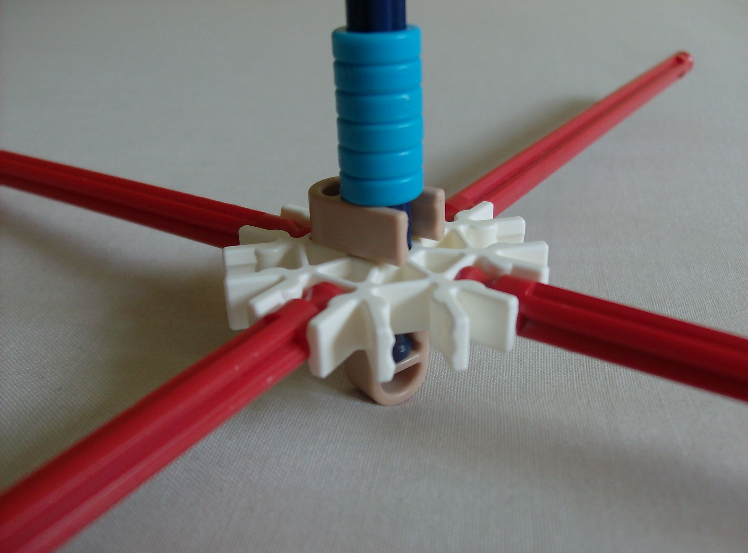 K'nex James Bond Helicopter With Saws Instructions 4 Steps