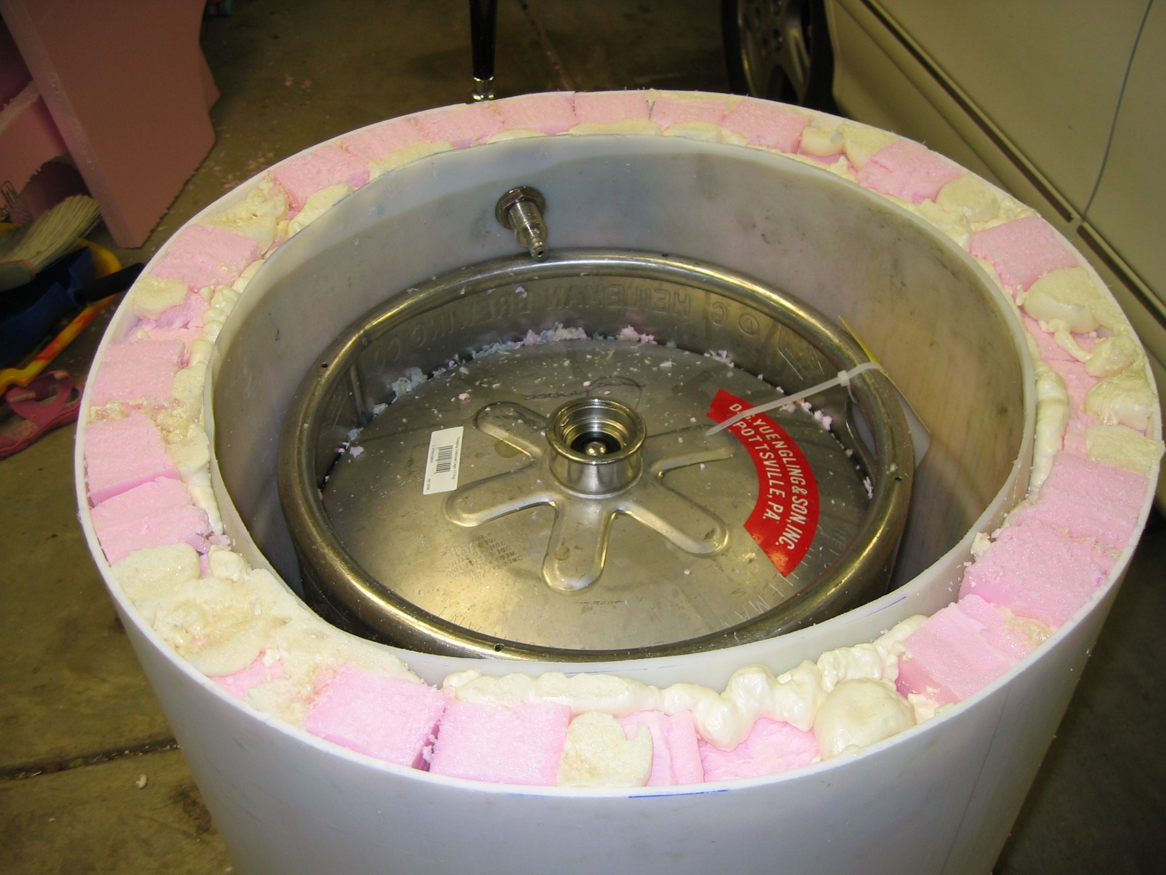 Portable Keg Cooler (a.k.a. R2Beer2) 9 Steps (with Pictures