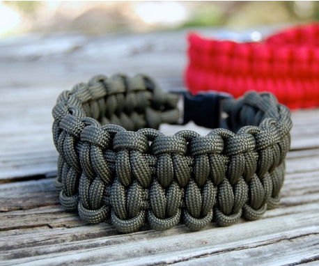 Blaze Bar Woven Paracord Bracelet