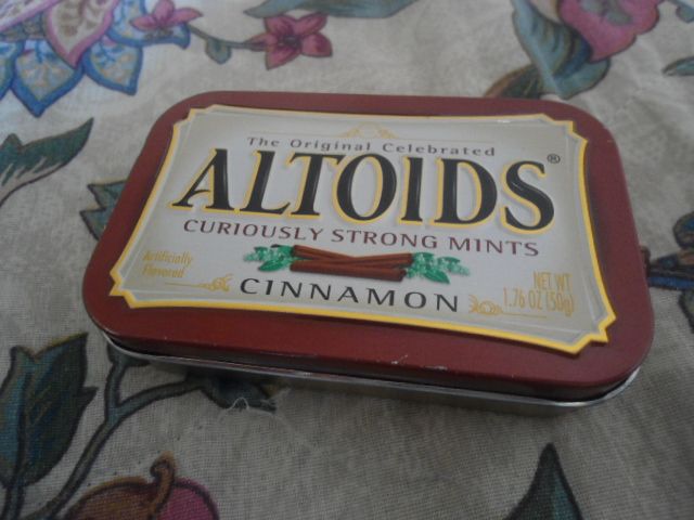 how to make a survival kit for if your in a car for a long time