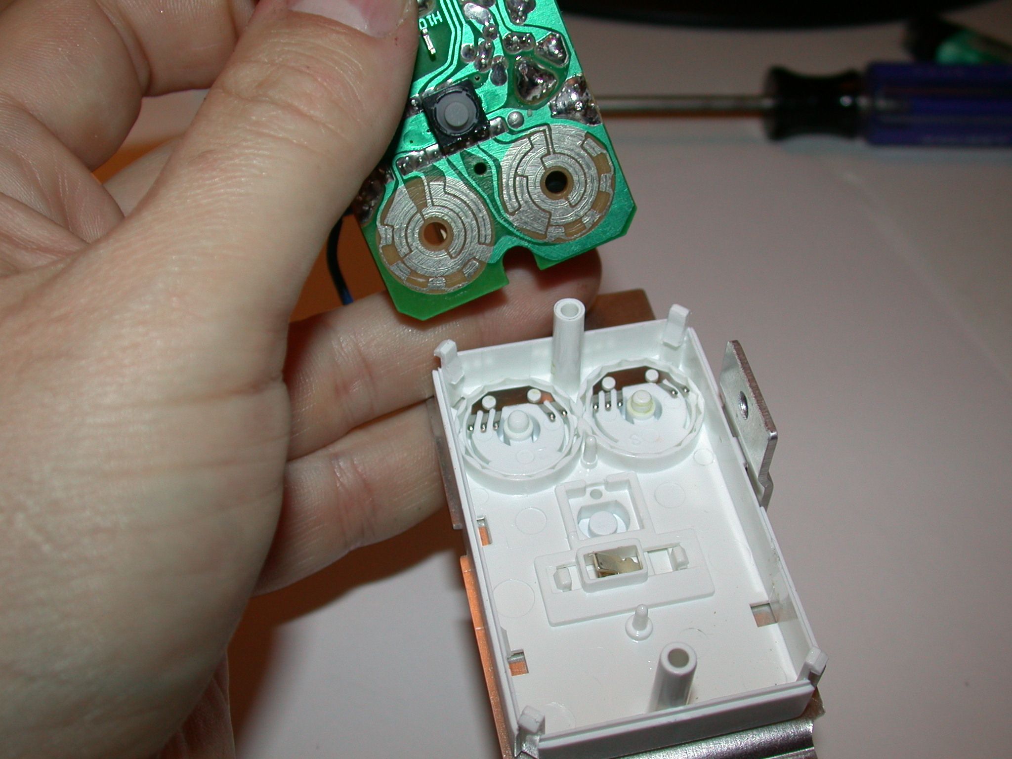 Add Local Dimming Capability to an X10 Wall Switch 3 Steps