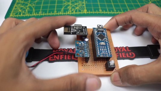 How to Make Arduino Gesture Control Robot at Home Using Radio Module ... Circuit Diagram