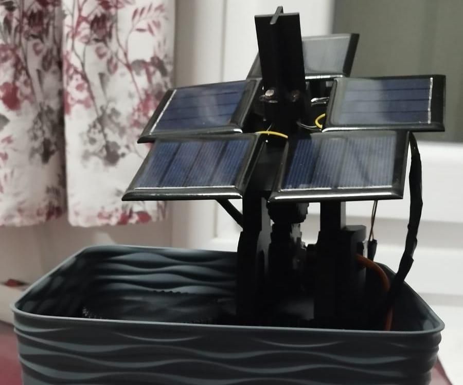 Sunflower (Solar Light Tracker With Arduino)