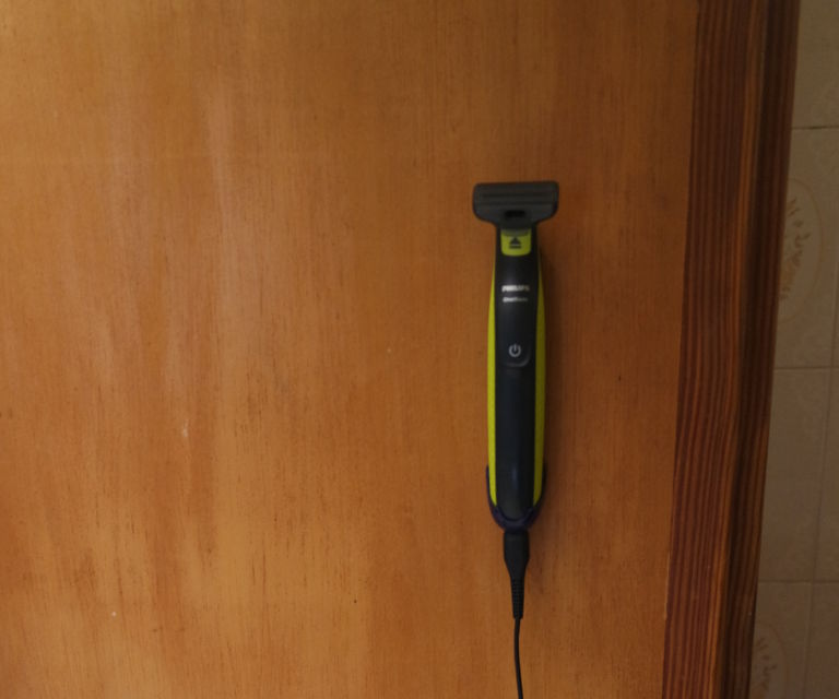 OneBlade Wall Mounted Charging Dock