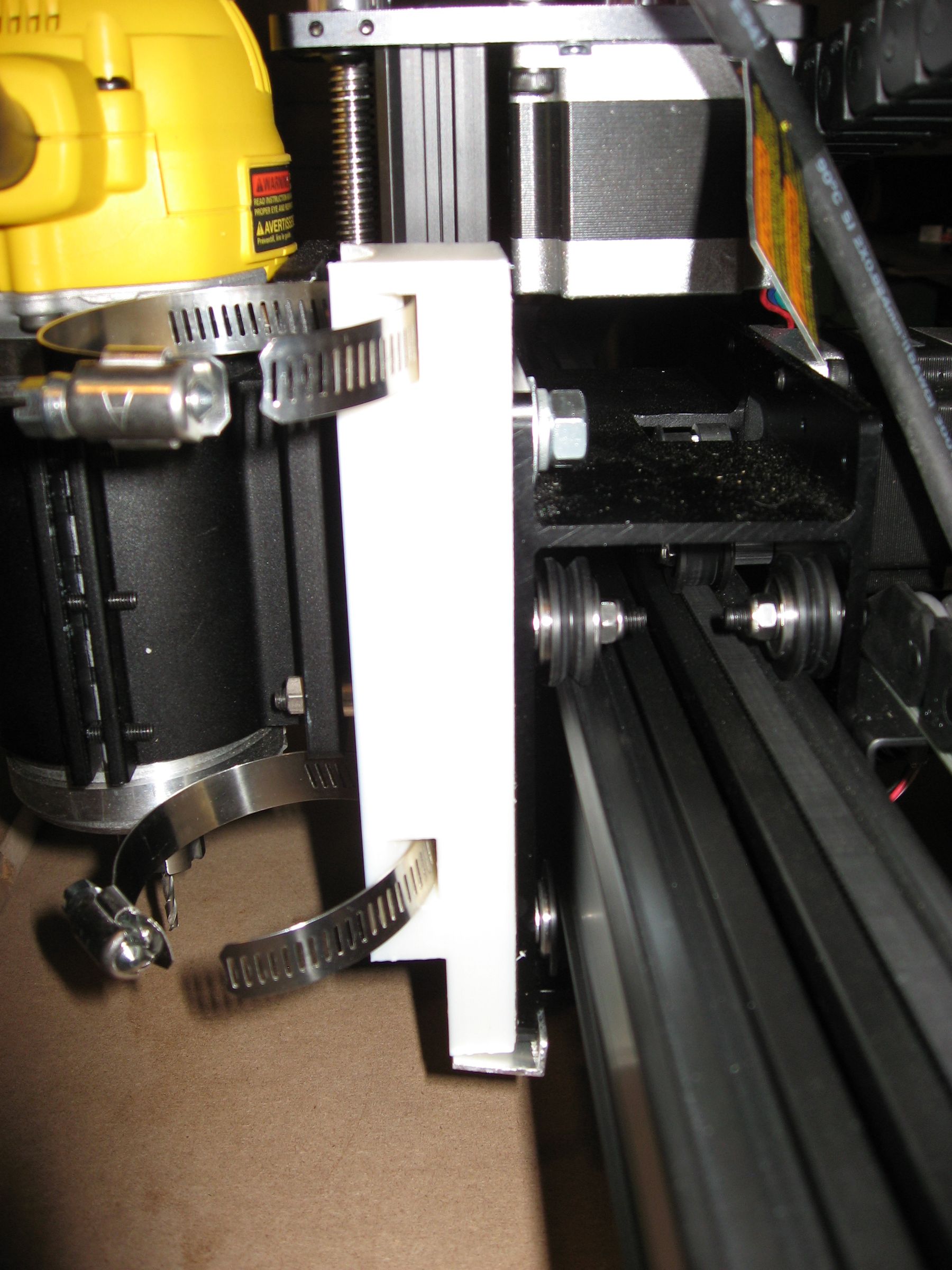 XCarve CNC Router Dust Collector/Shoe 6 Steps (with Pictures