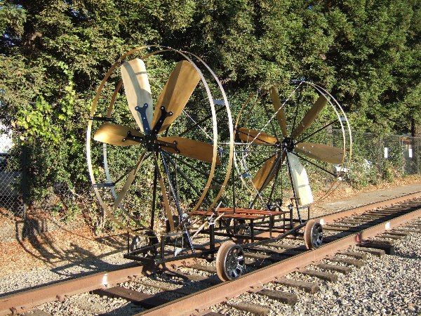 The Screaming Vortex: Fan - Powered Vehicle