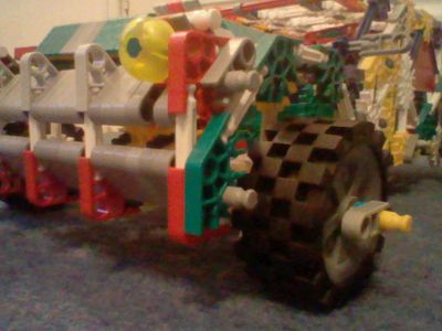 Knex Car With Large Trunk Space.