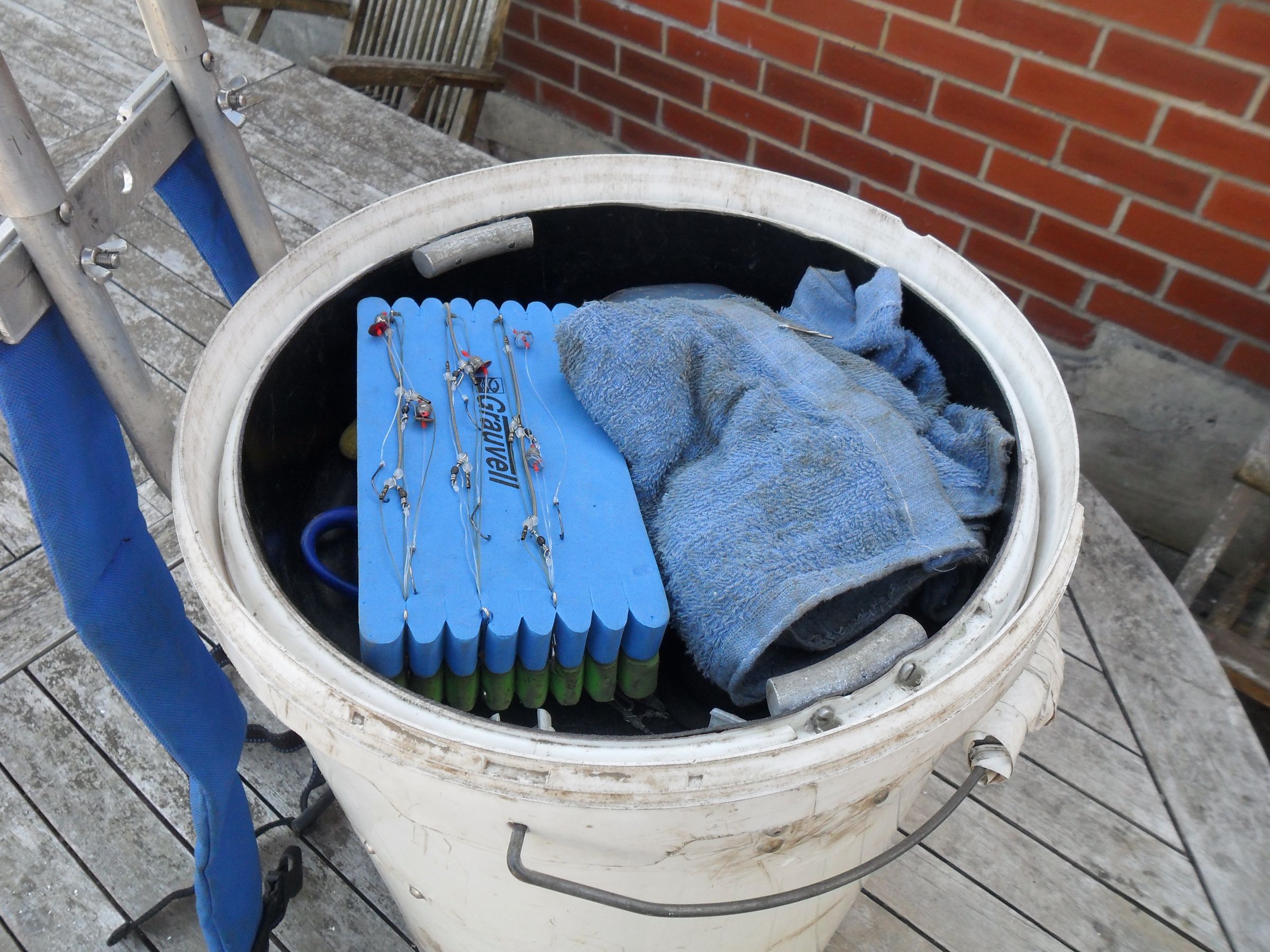 Fishing Bucket Seat &Tackle Box 10 Steps (with Pictures) Instructables