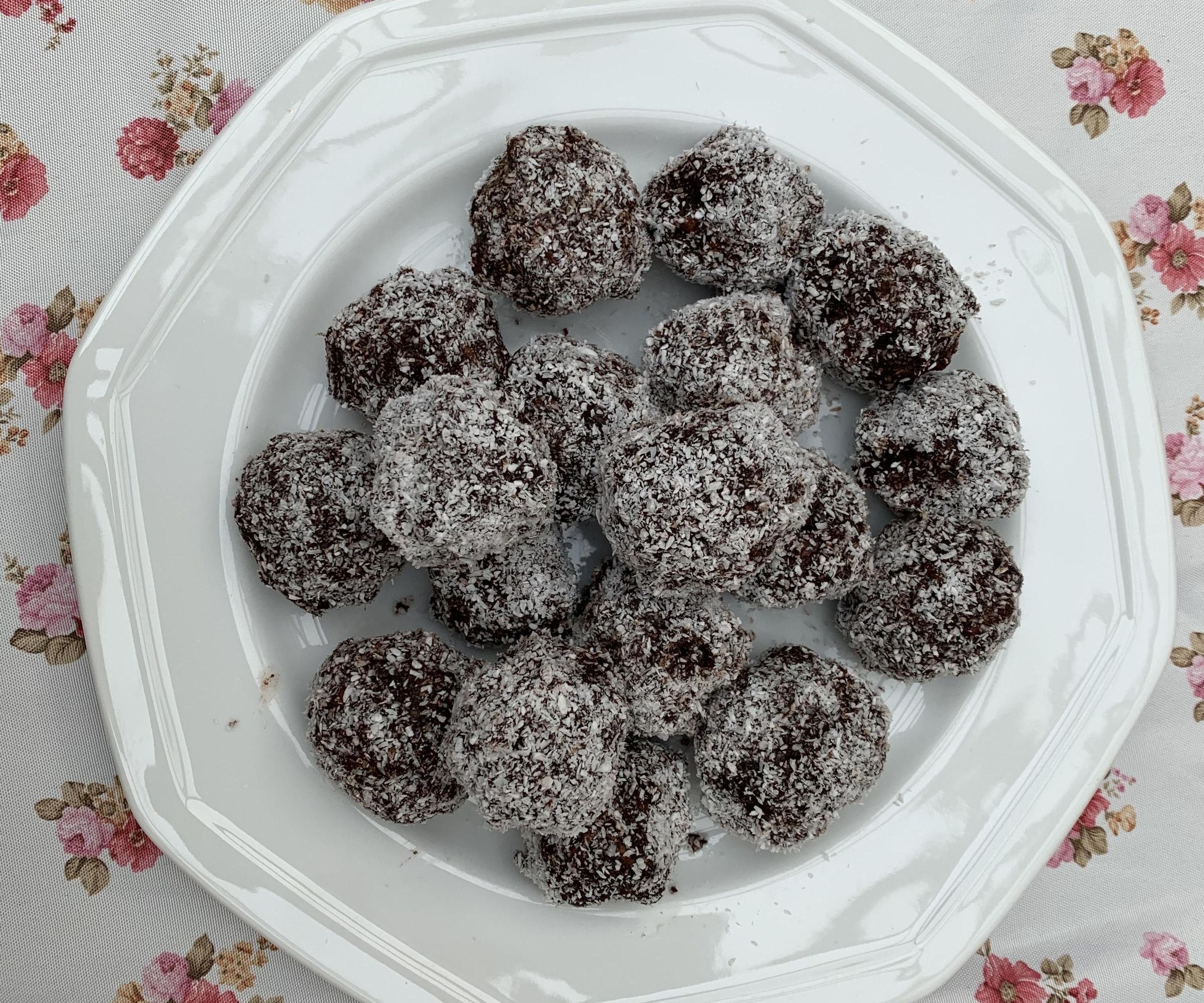 How to Make Chocolate Balls in Less Than 5 Minutes