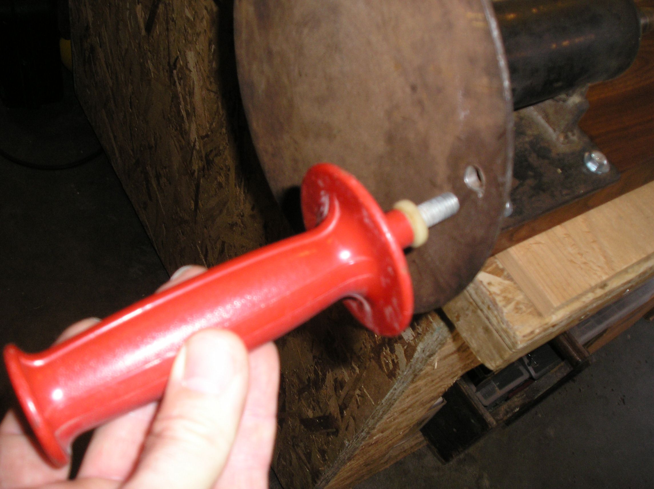 Making and Using a Hand Crank Lathe for Use With a Plasma Cutter 6