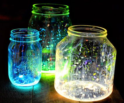 How to Make Glowing Jars