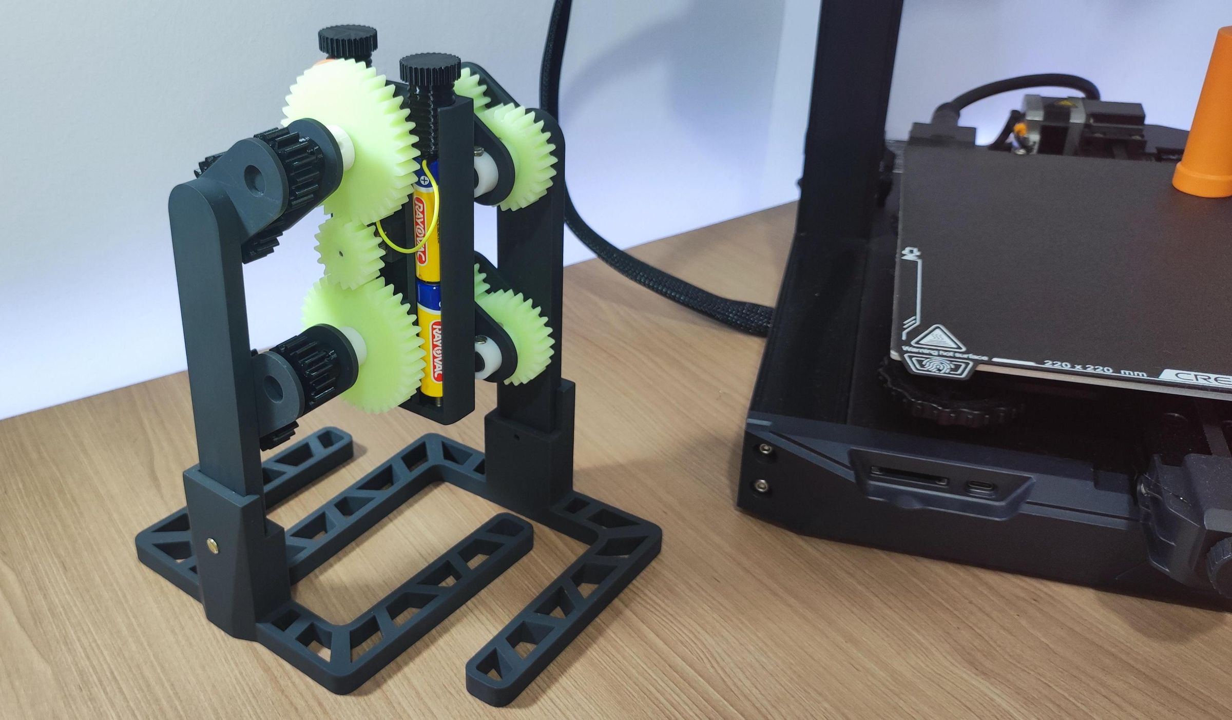 Bipedal Robot With Gear Mechanisms: Industrial 3D Printing