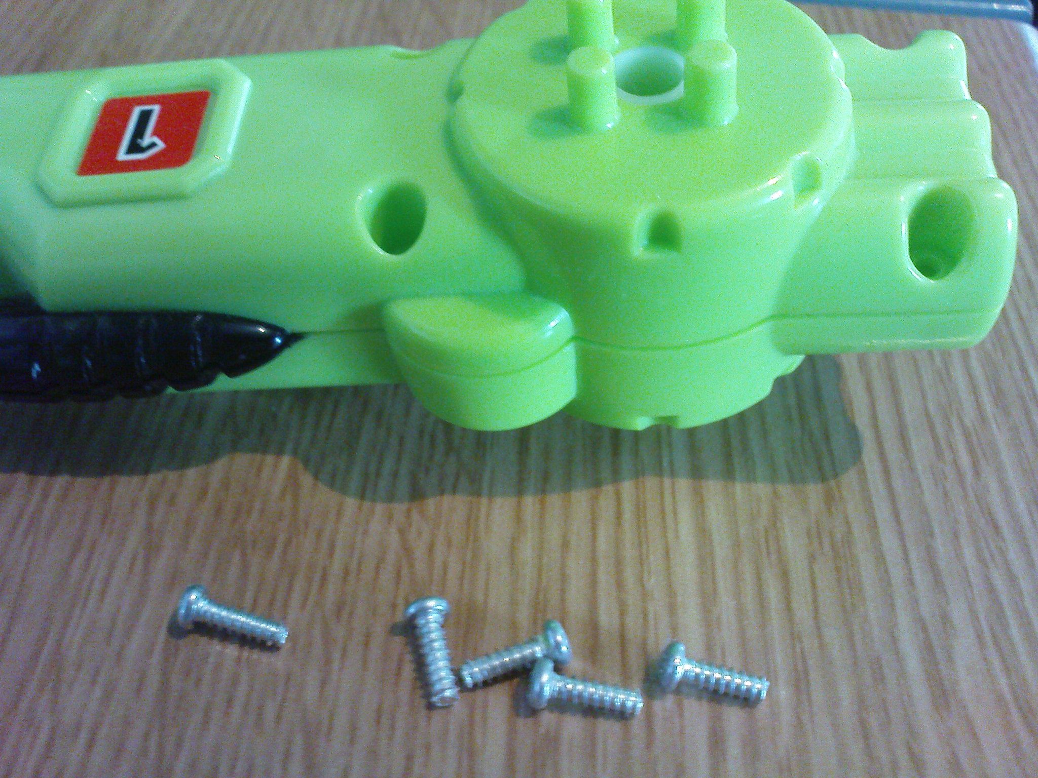 How to Stop K'nex Motors 'clicking' Under Small Loads 4 Steps (with