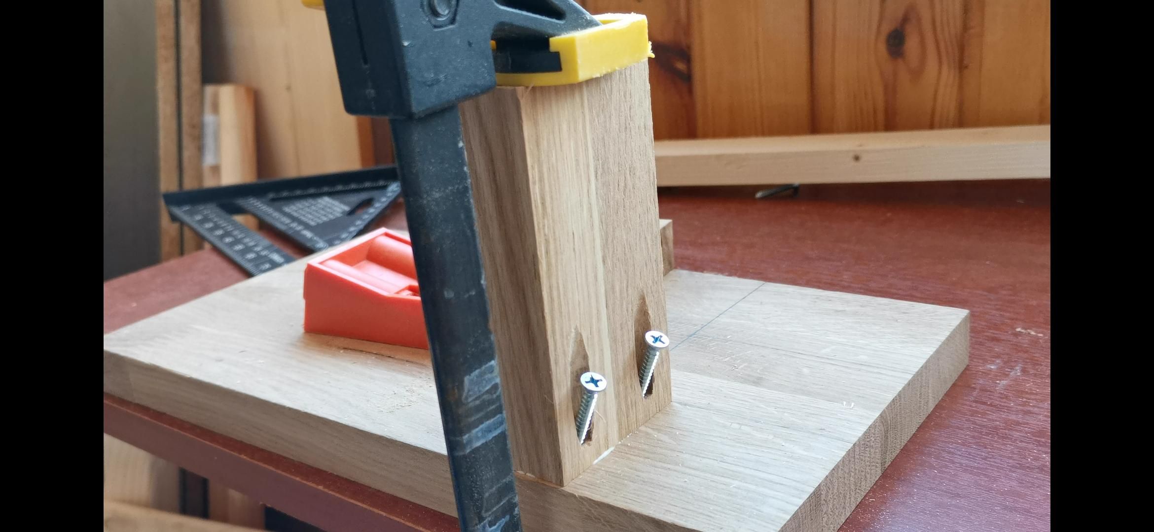 Pocket Hole Jig Station. DIY. Cheap and Simple 9 Steps (with Pictures) Instructables