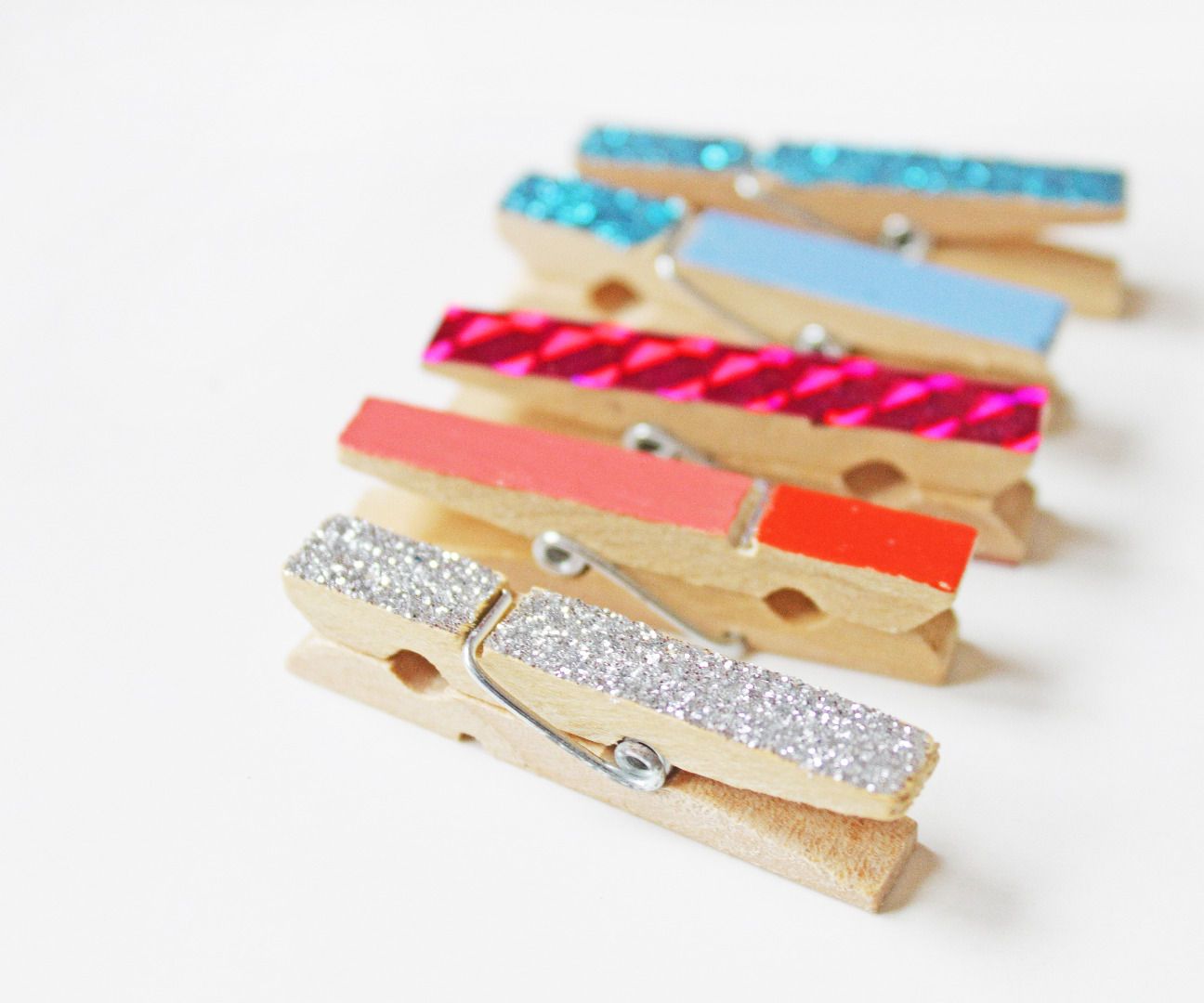 DIY:Make Your Woden Clips Look Great