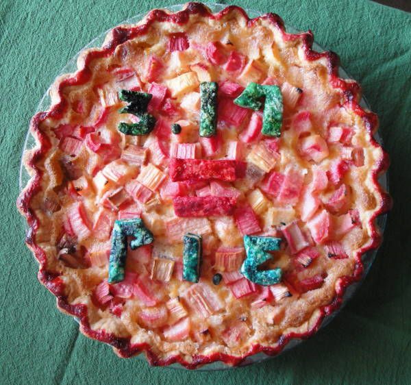 Rhubarb Custard Pi = Pie
