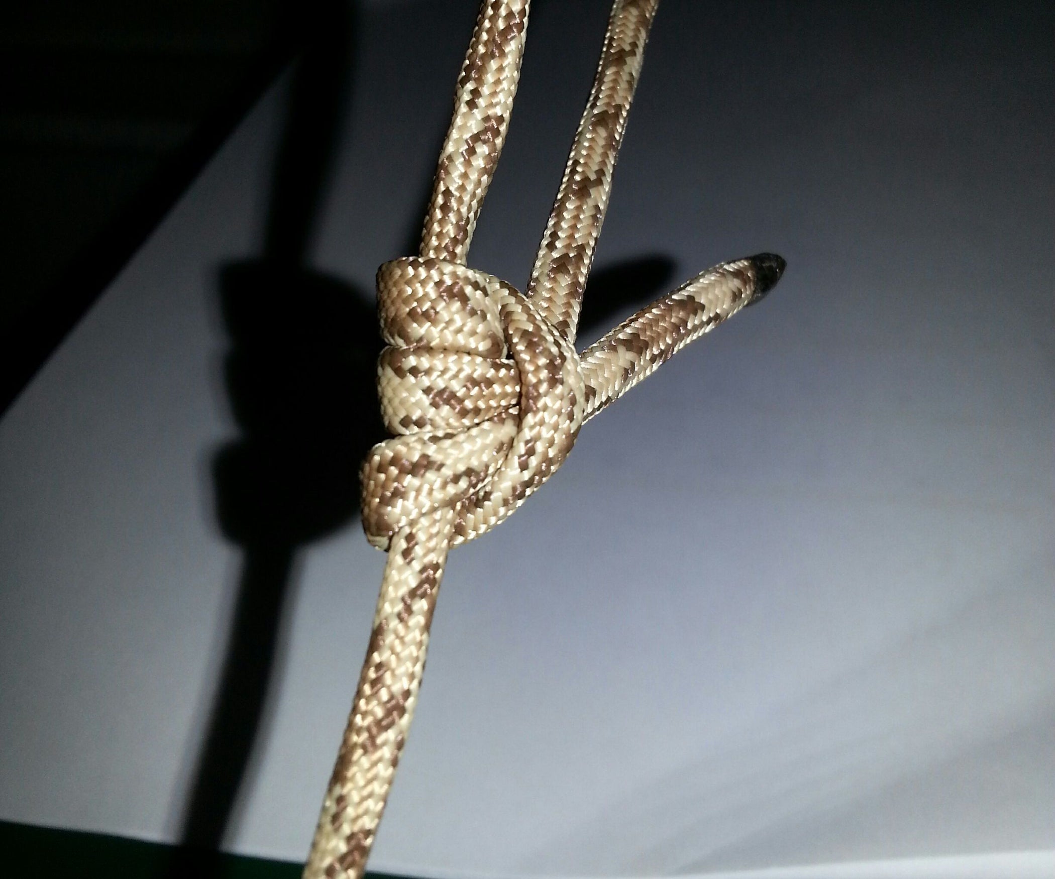 How to Tie a TautLine Hitch Instructables