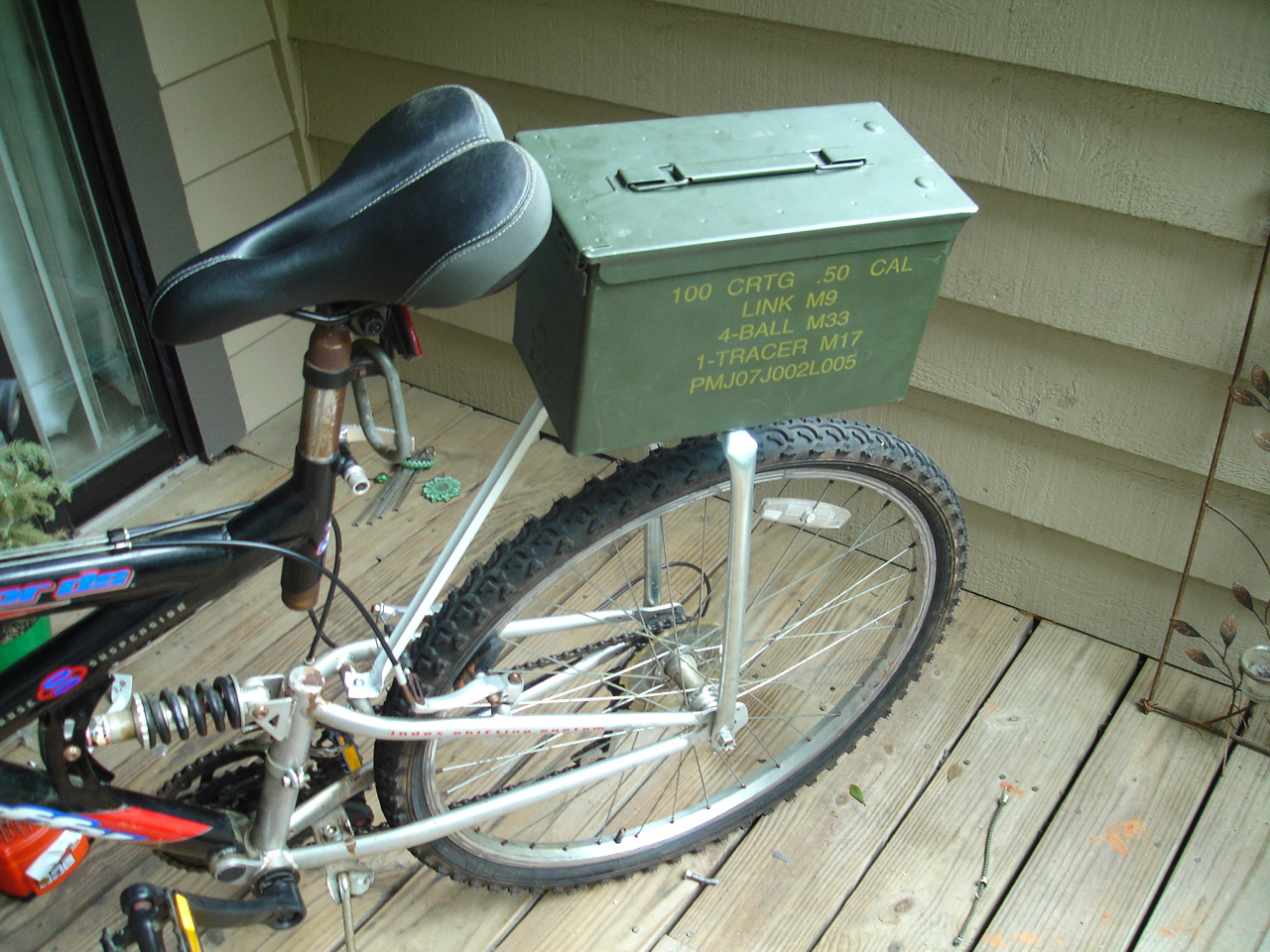 Full Suspension Bike Rack From Scrap!