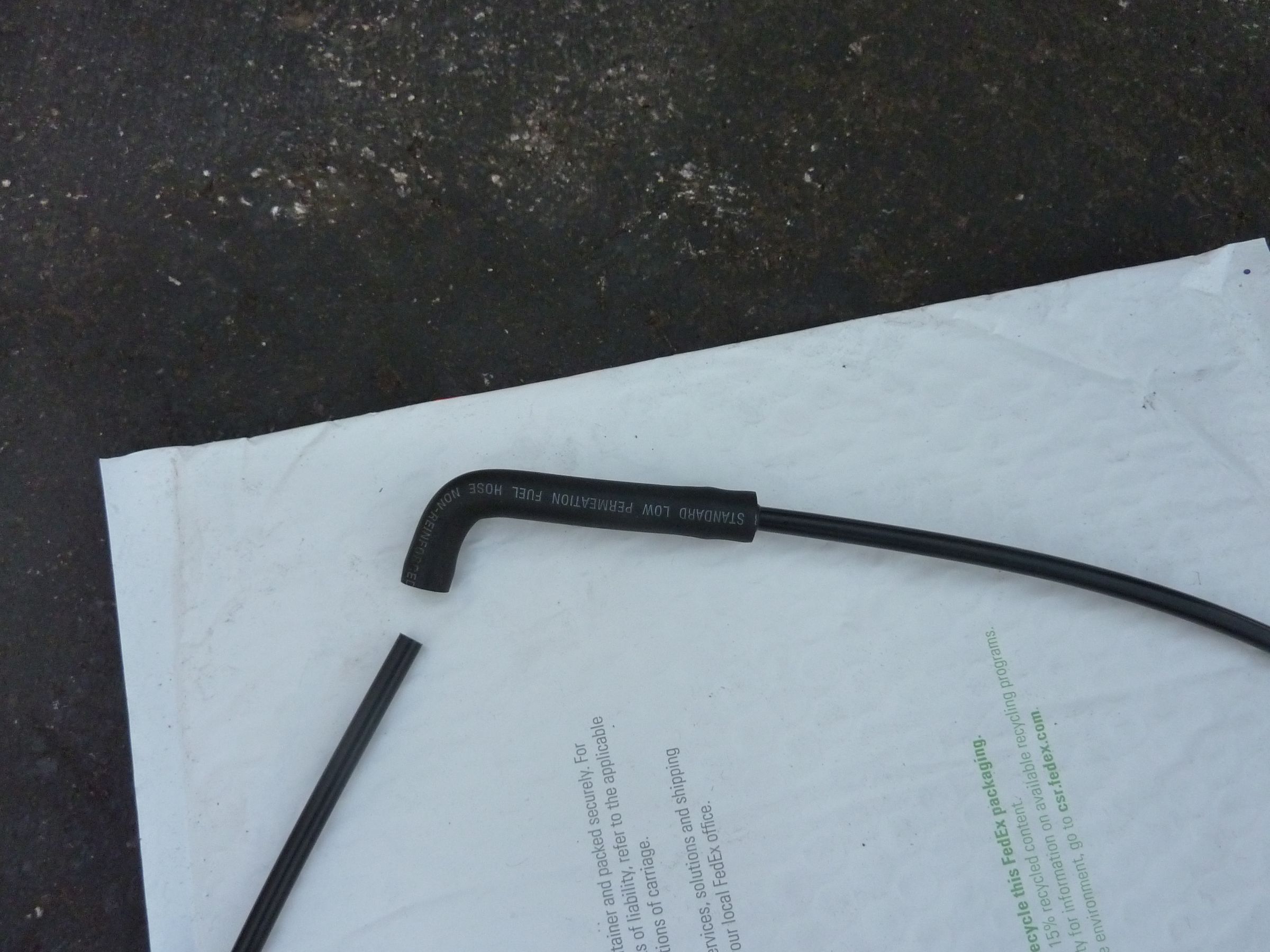 Removing the Fuel Vapor Canister From Your California Harley 5 Steps