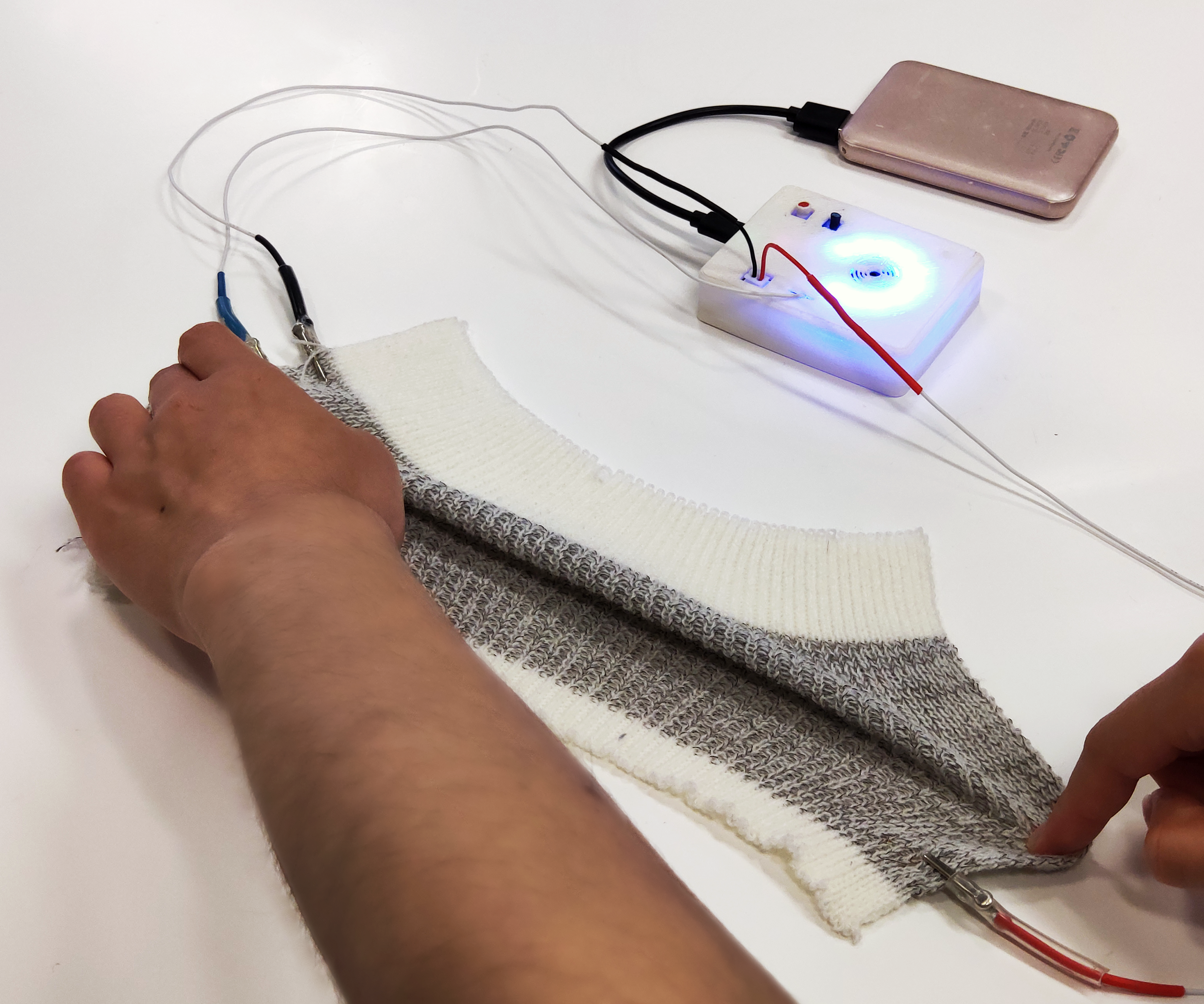 Resistive/Capacitive Sensing Tester (For E-textiles Soft Sensors and More)