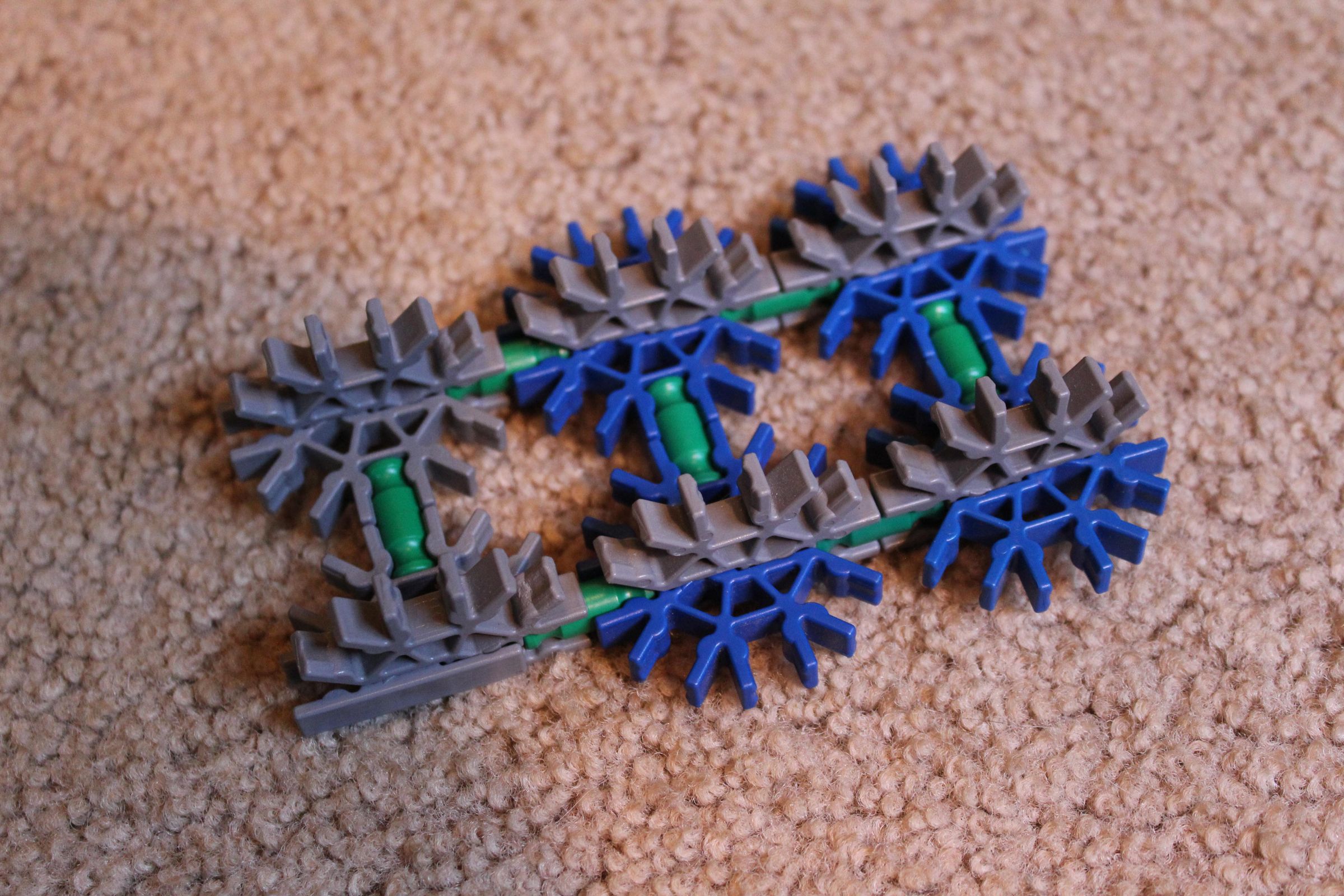 Little K'nex Airplane : 5 Steps - Instructables