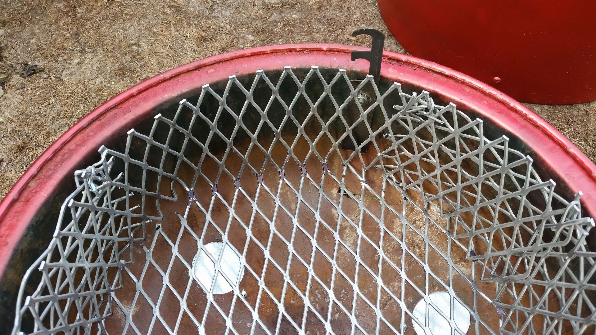 14 Inch Charcoal Basket for Charbroil / er Upright Smoker / UDS 7