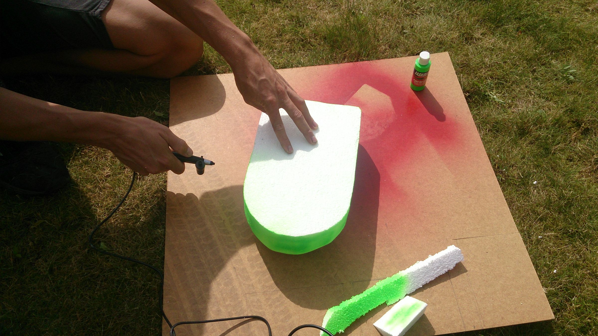 Styrofoam Fishing Boat/Barge for RC Trolling 5 Steps Instructables