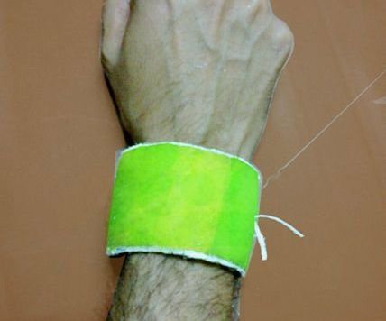 Tennis Bracelet From an Old Tennis Ball!