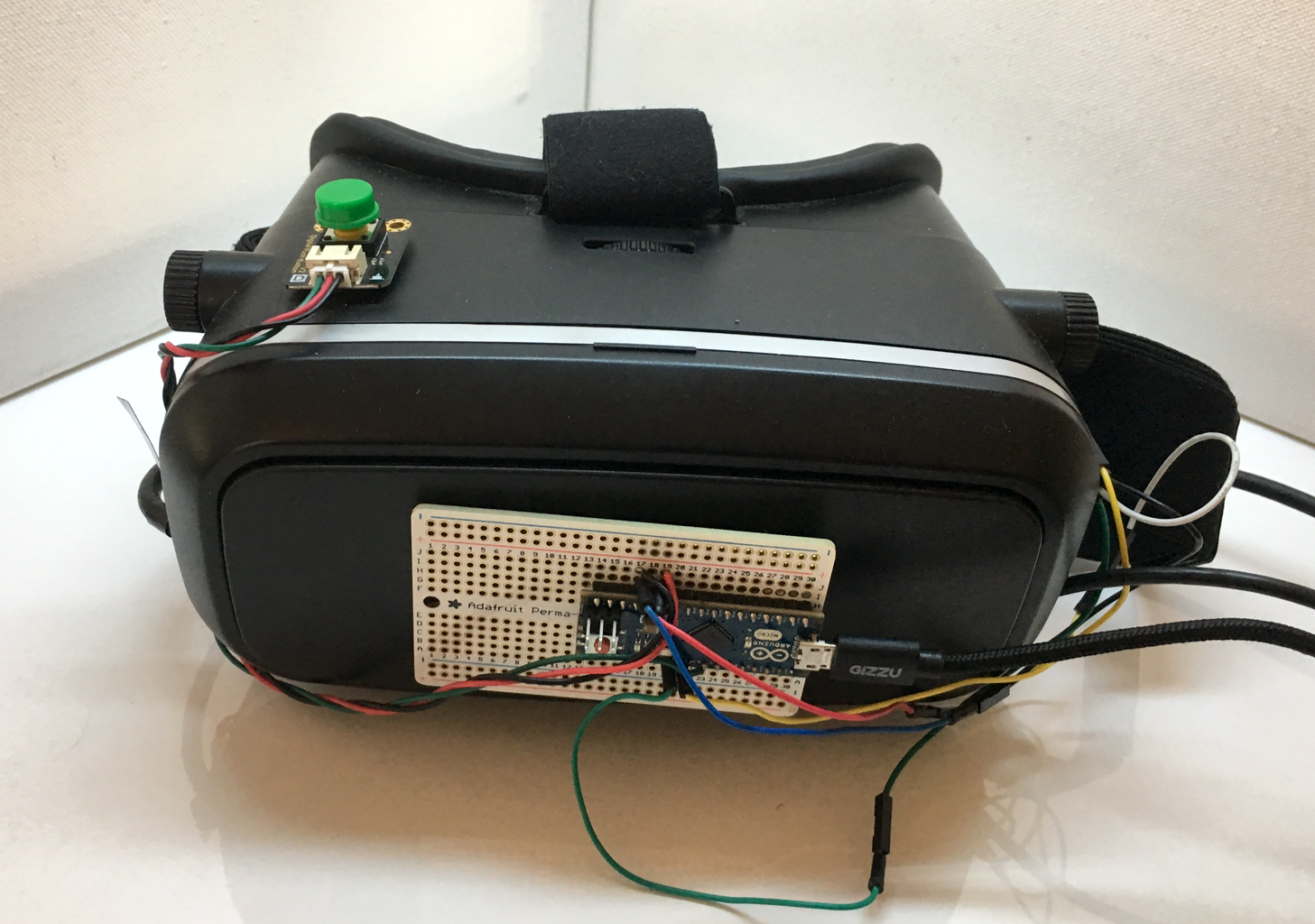 DIY VR HEADSET FOR $80 : 10 Steps (with Pictures) - Instructables