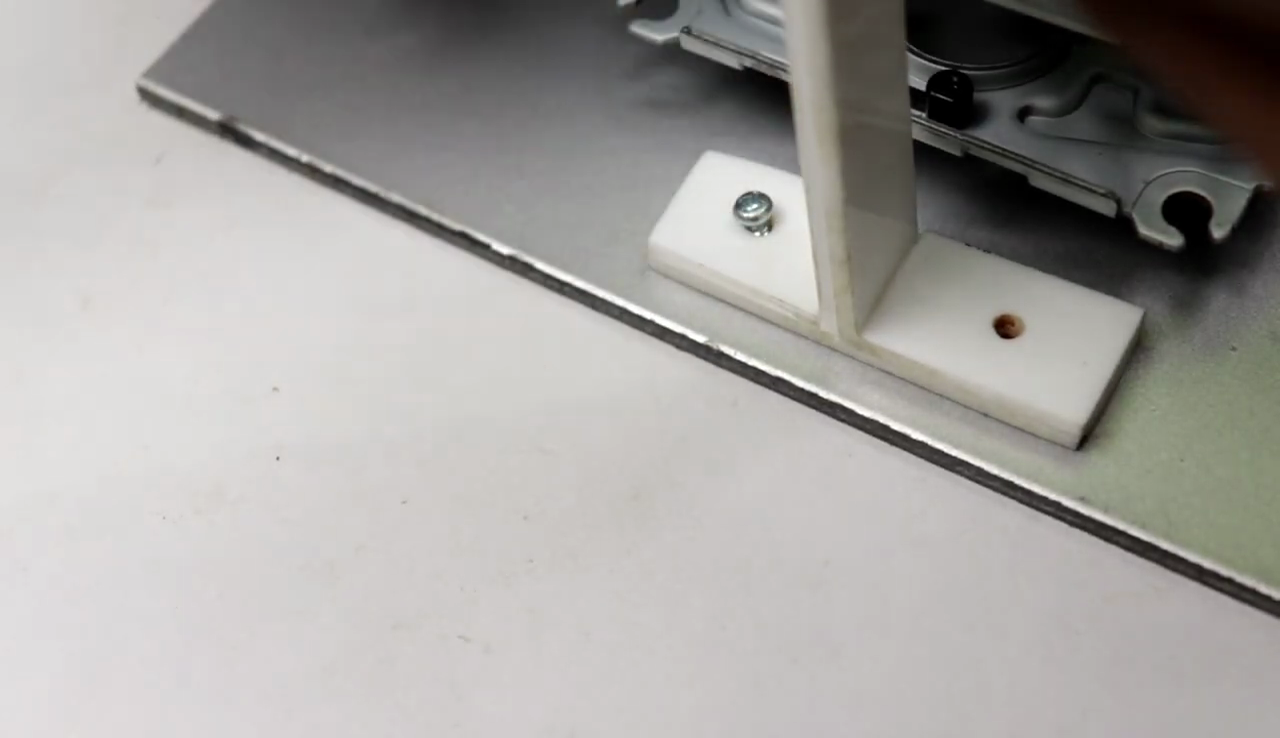 How to Make a DIY CNC Laser Engraver at Home : 6 Steps (with Pictures