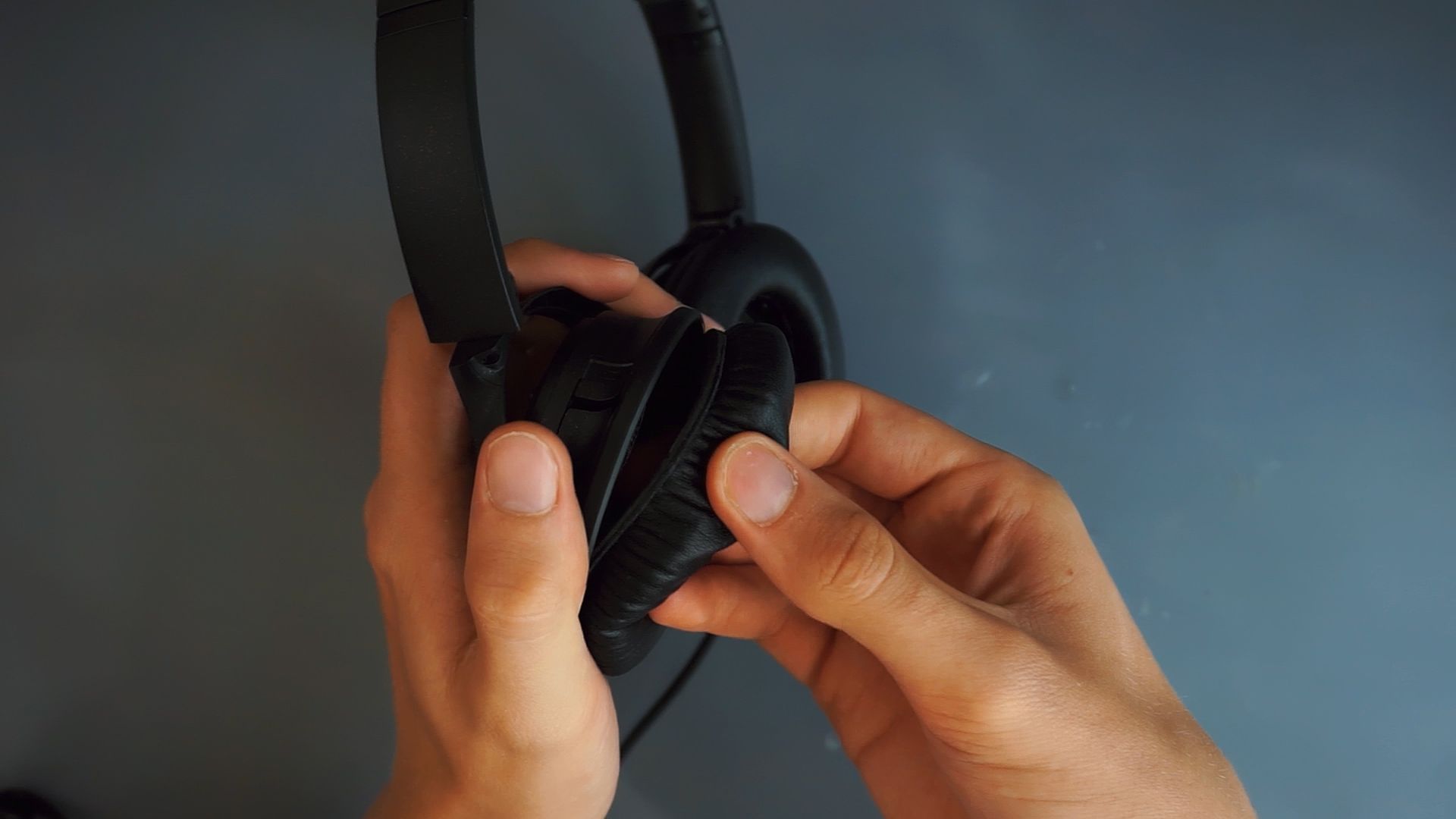 Easy Guide to REPAIR Broken BOSE QC25 Headphones NO SOUND From One Ear 5 Steps (with