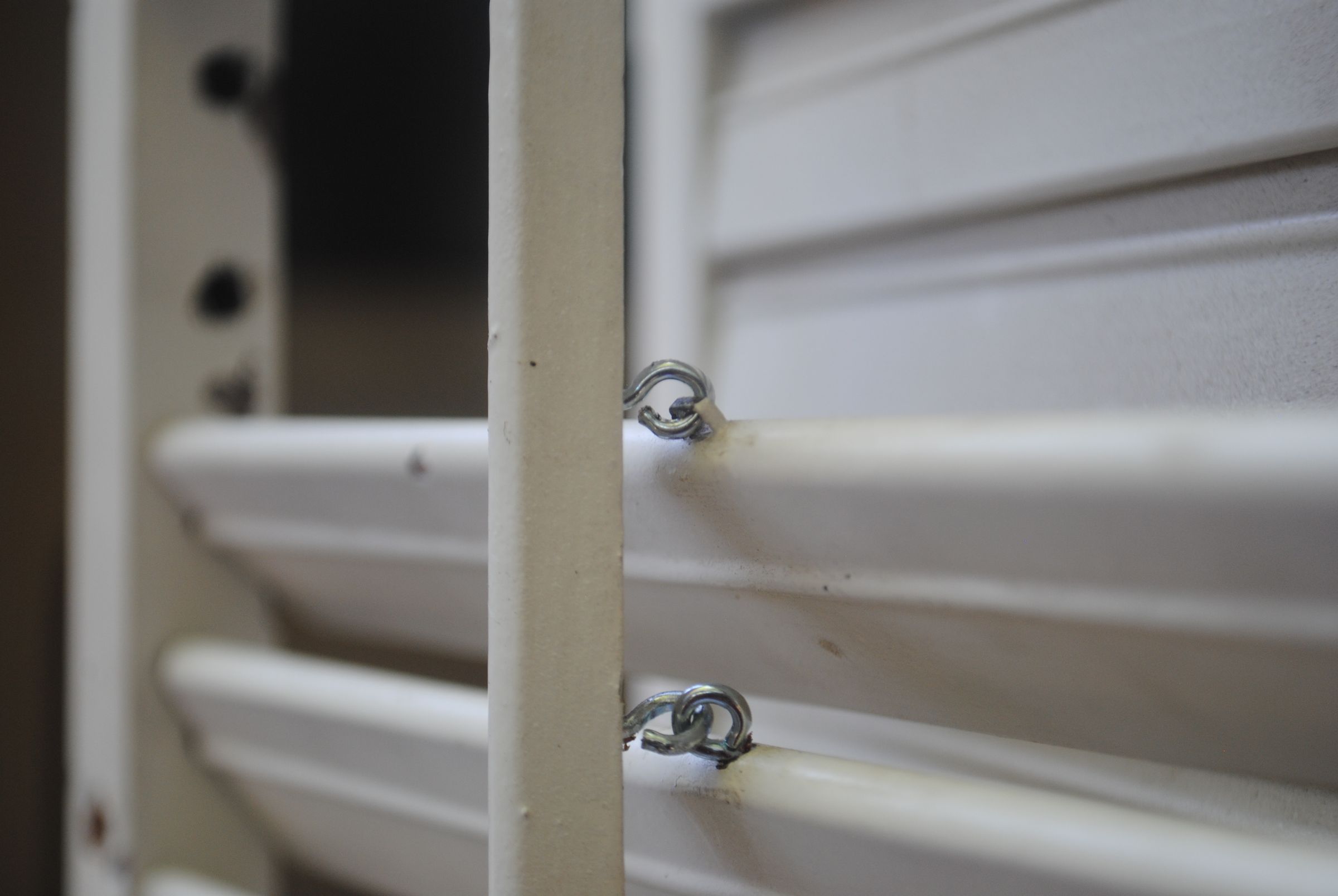 How to Repair Broken Slats on Louvre Shutters 3 Steps (with Pictures